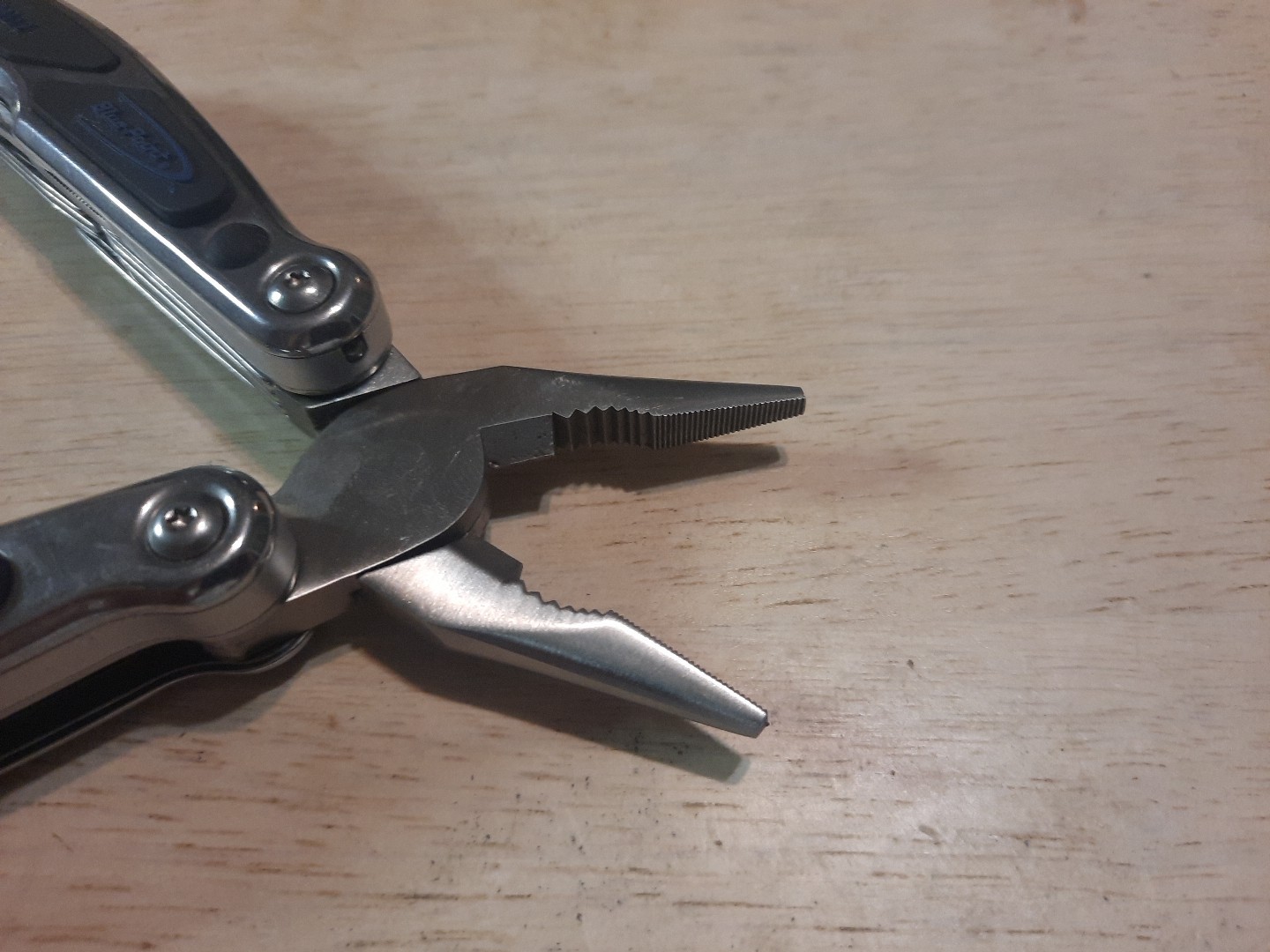 BLUE POINT BLPMT12 Multitool w/LED Work Light