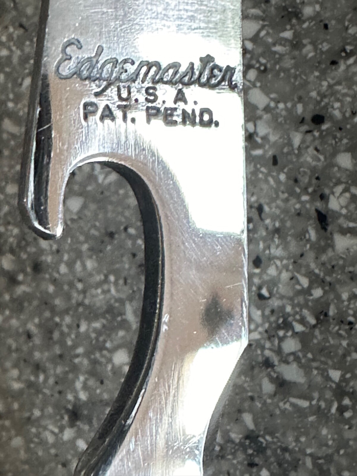 RARE vintage EDGE MASTER multi~tool/screwdriver, saw,bottle opener,knife~MIB/NOS