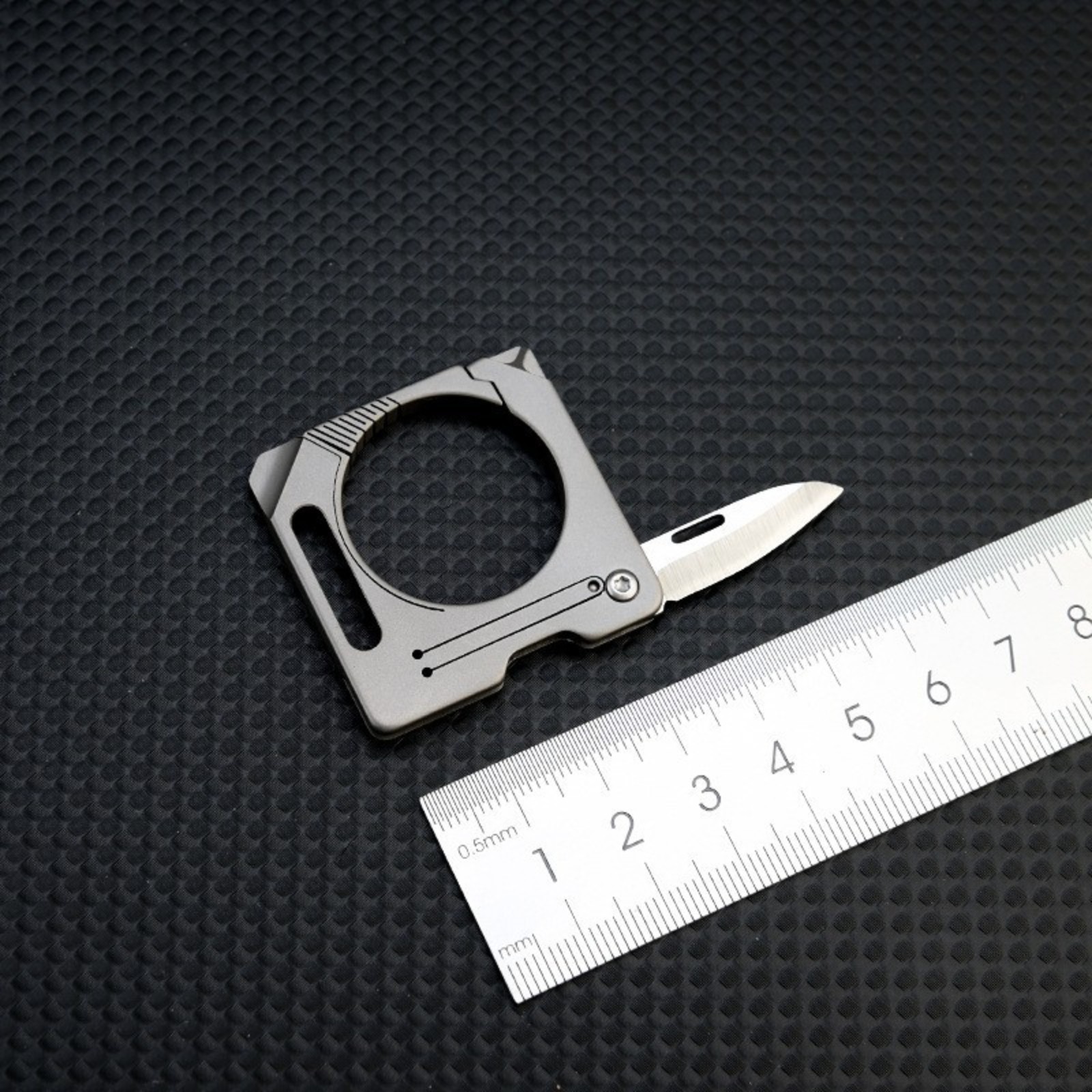 Titanium Alloy Keychain Carabiner Cutter Knife EDC Outdoor Travel Camping Tool