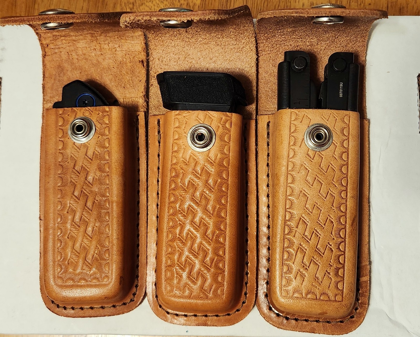 Leather tool belt pouch (Magazine pouch, knife pouch, multi-tool pouch)