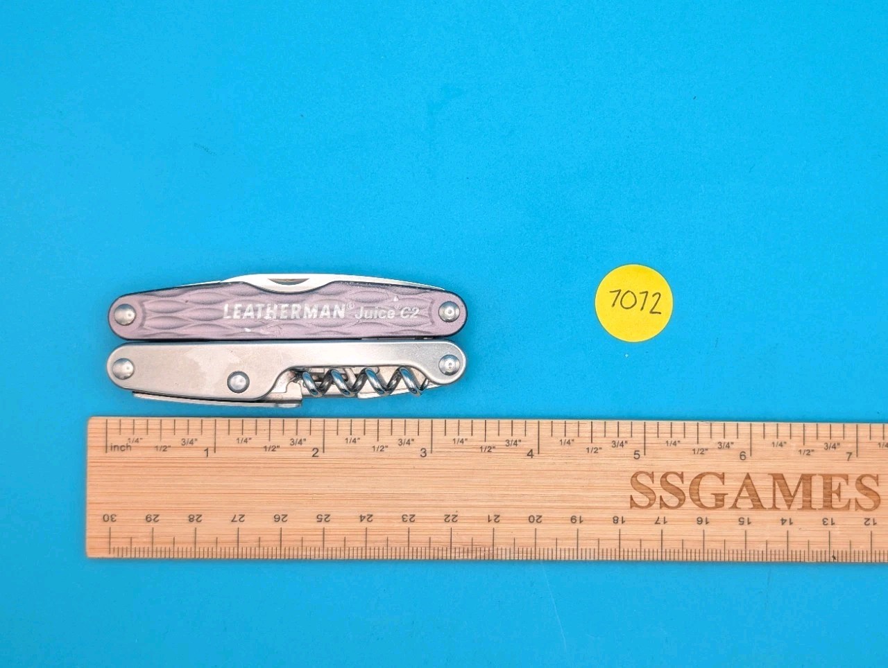 Leatherman Juice C2 Granite Gray Multi Tool! RETIRED!