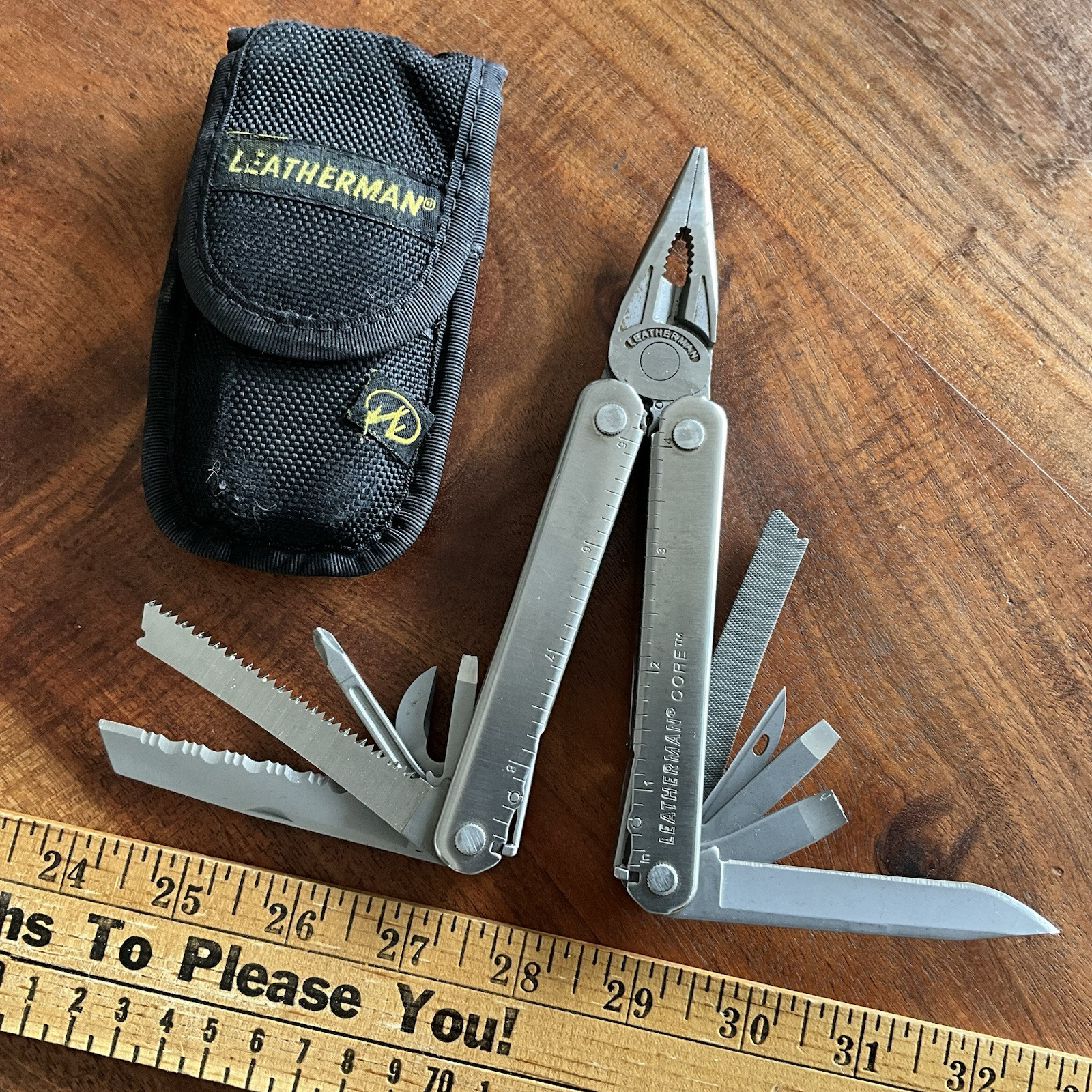 Leatherman Core Nylon Sheath Multi-tool Collectible USA Vintage 2009 Date Code