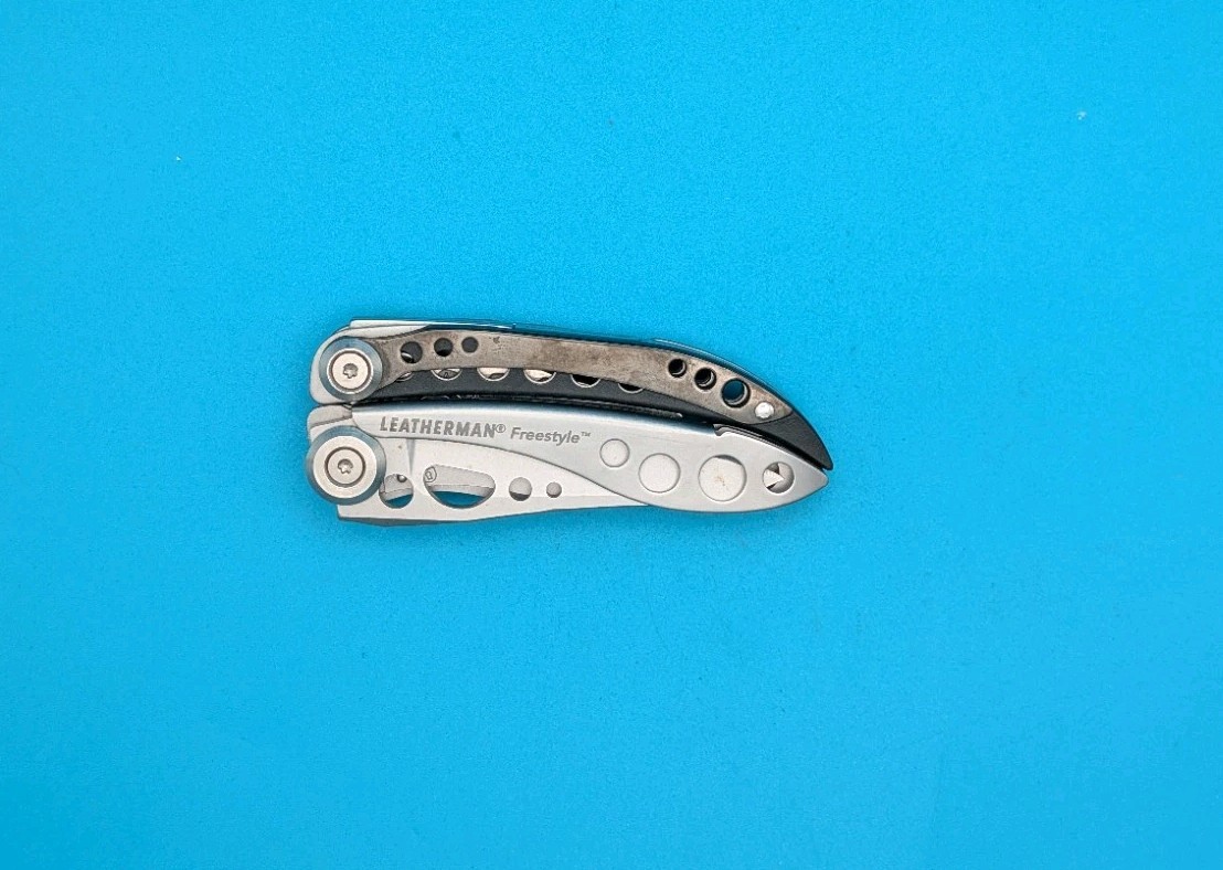 Leatherman Freestyle Multi-Tool – Discontinued – FAST SHIPPING!