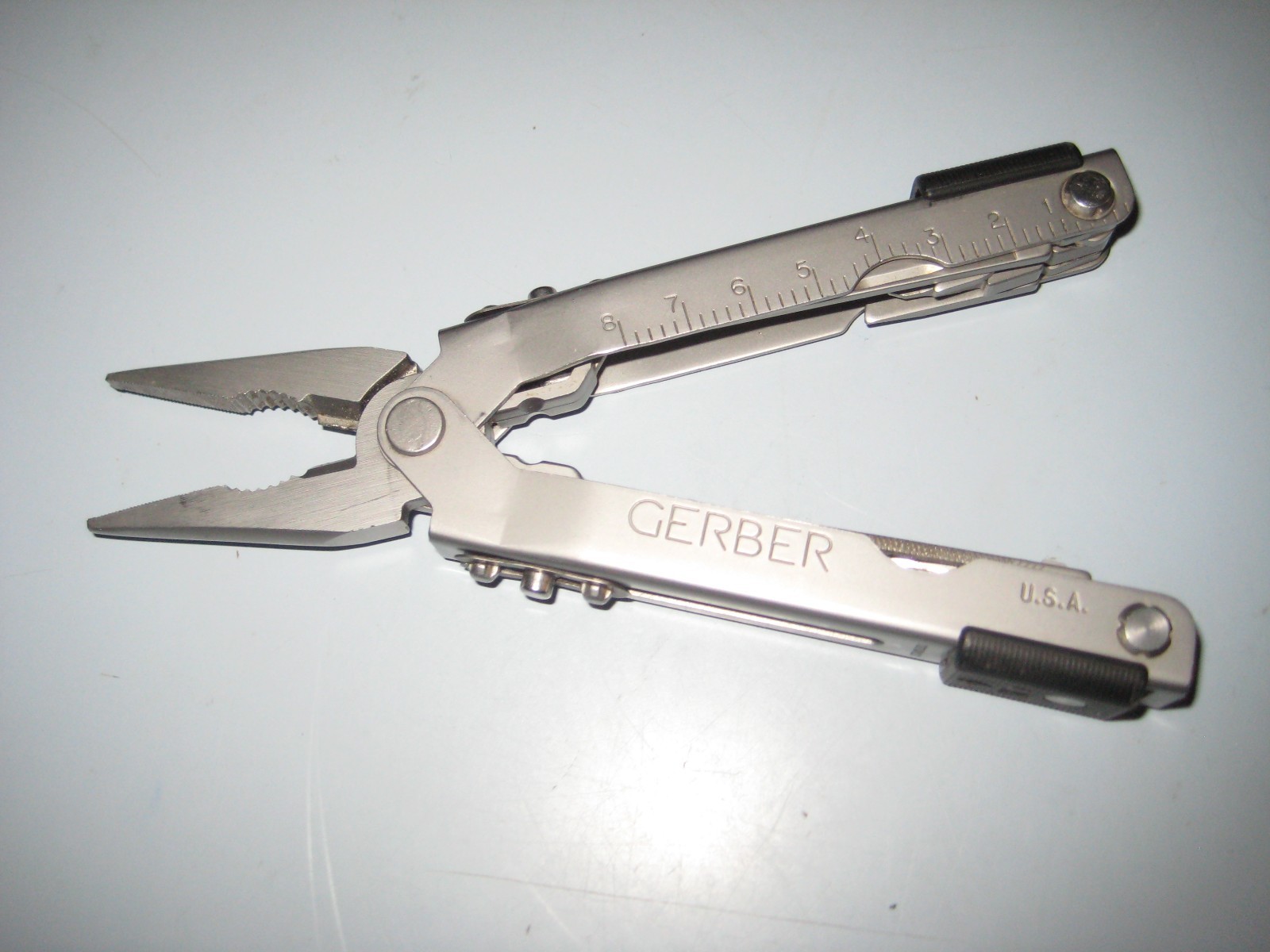 Ford Motor Company UAW GERBER Multi-Plier 600 MP600