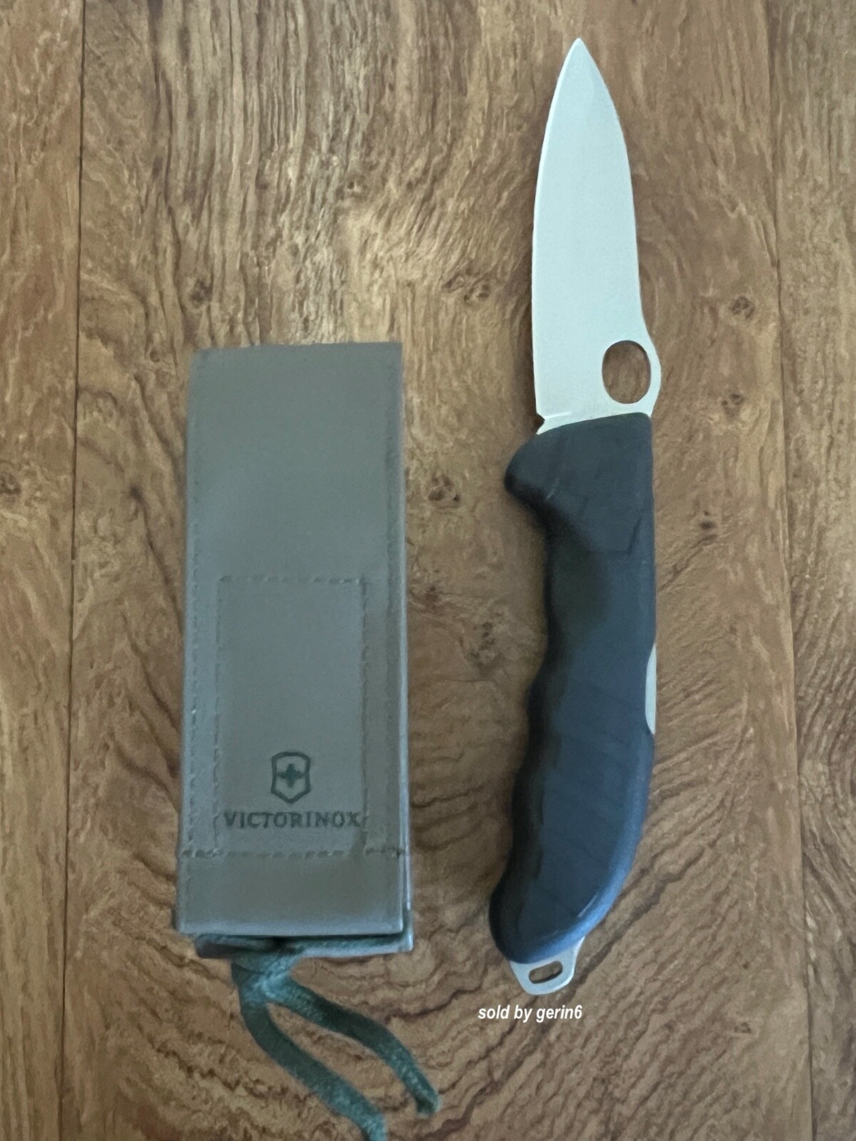 Swiss Army Knife Hunter Pro Black Handles & Pouch 0.9411.M3, Victorinox, NIB