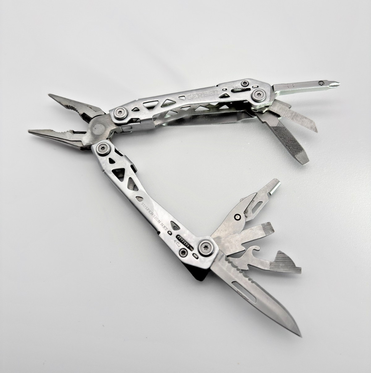 Gerber Suspension NXT Multi Tool Pliers Knife Screwdriver EDC Stainless