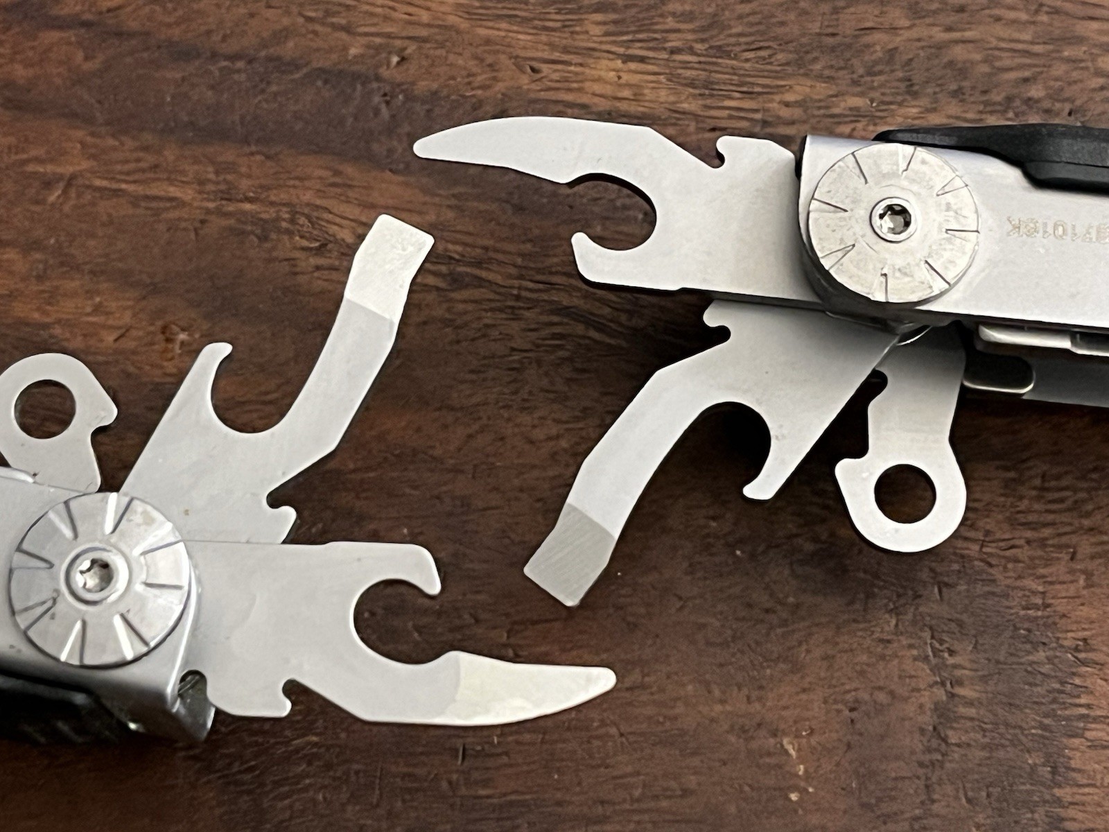 Gerber Multi Tool DIESEL SUPER Nice! w/Gerber Sheath TSA Confiscated (Lot Of 2)
