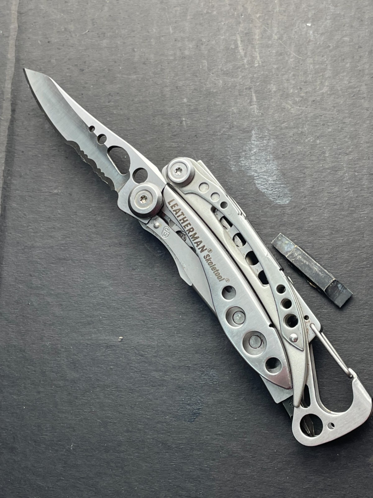 Leatherman Skeletool Multi-Tool Pliers Combo Knife Bit Driver – Multiple Availab