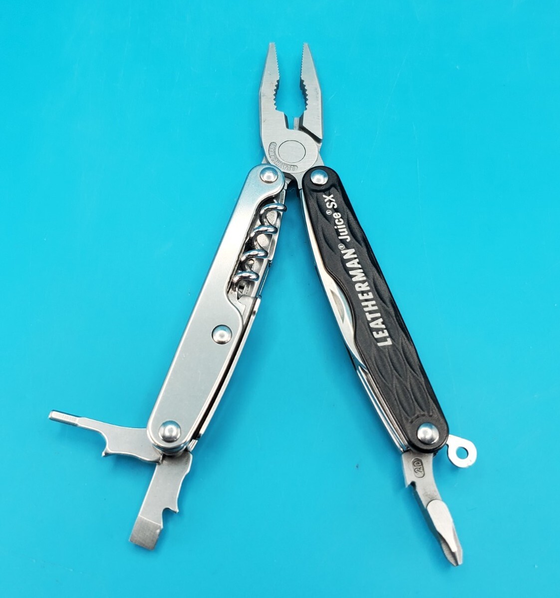 Leatherman JUICE SX Multi-Tool! With Sheath! RARE! HARD TO FIND!