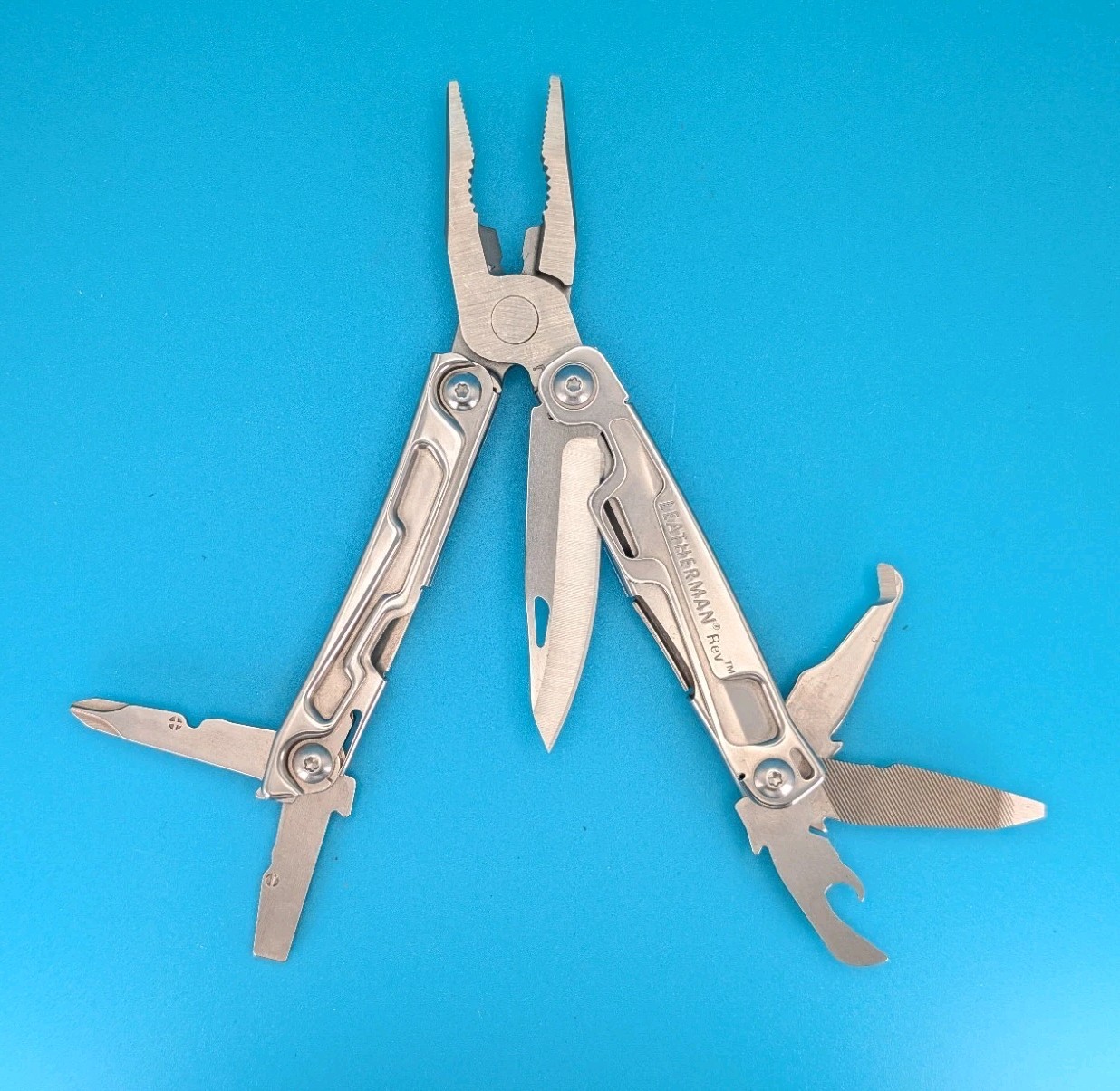 Leatherman Rev 3.8″ Multi-Tool, Stainless!
