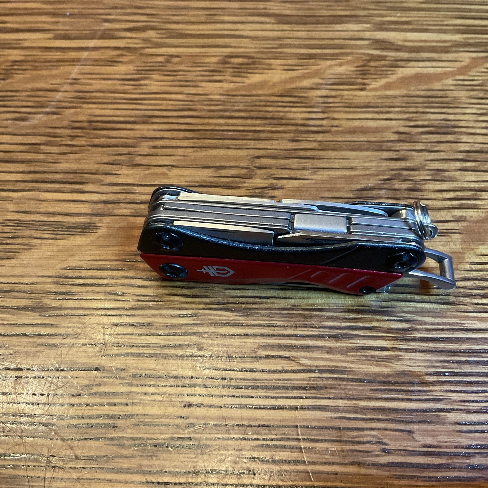 Gerber Dime Multi Tools Red & Black in extremely good condition