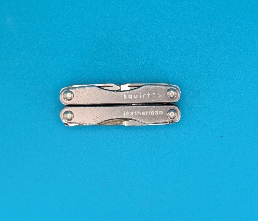 Leatherman Squirt S4 Multi-Tool, Key Ring, Retired, GRAY!