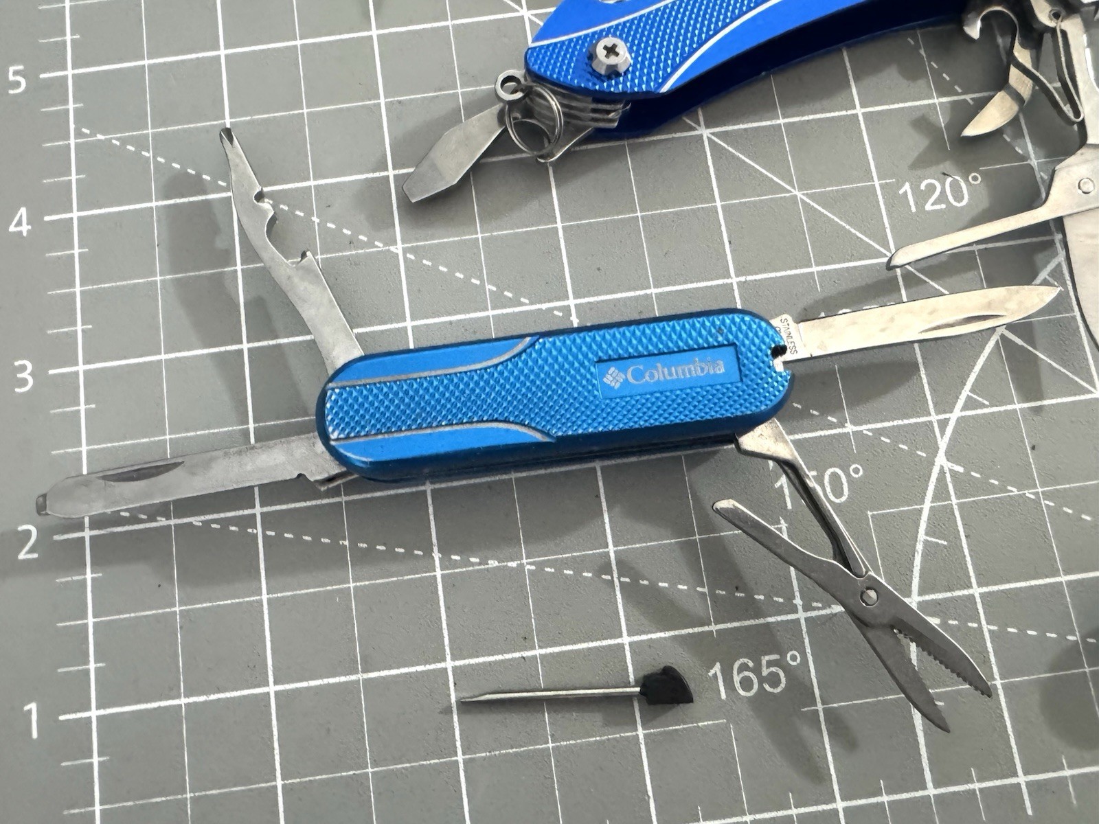 Lot of 3 COLUMBIA Blue/Red Aluminum Handle Keychain Multi-Tools with BONUS