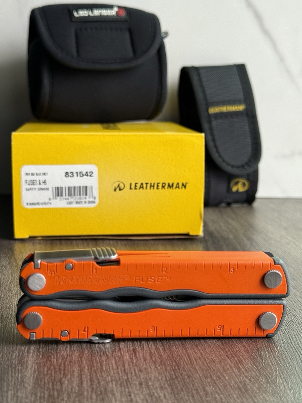 Leatherman Fuse Orange multi tool & Led Lenser H6 Headlight