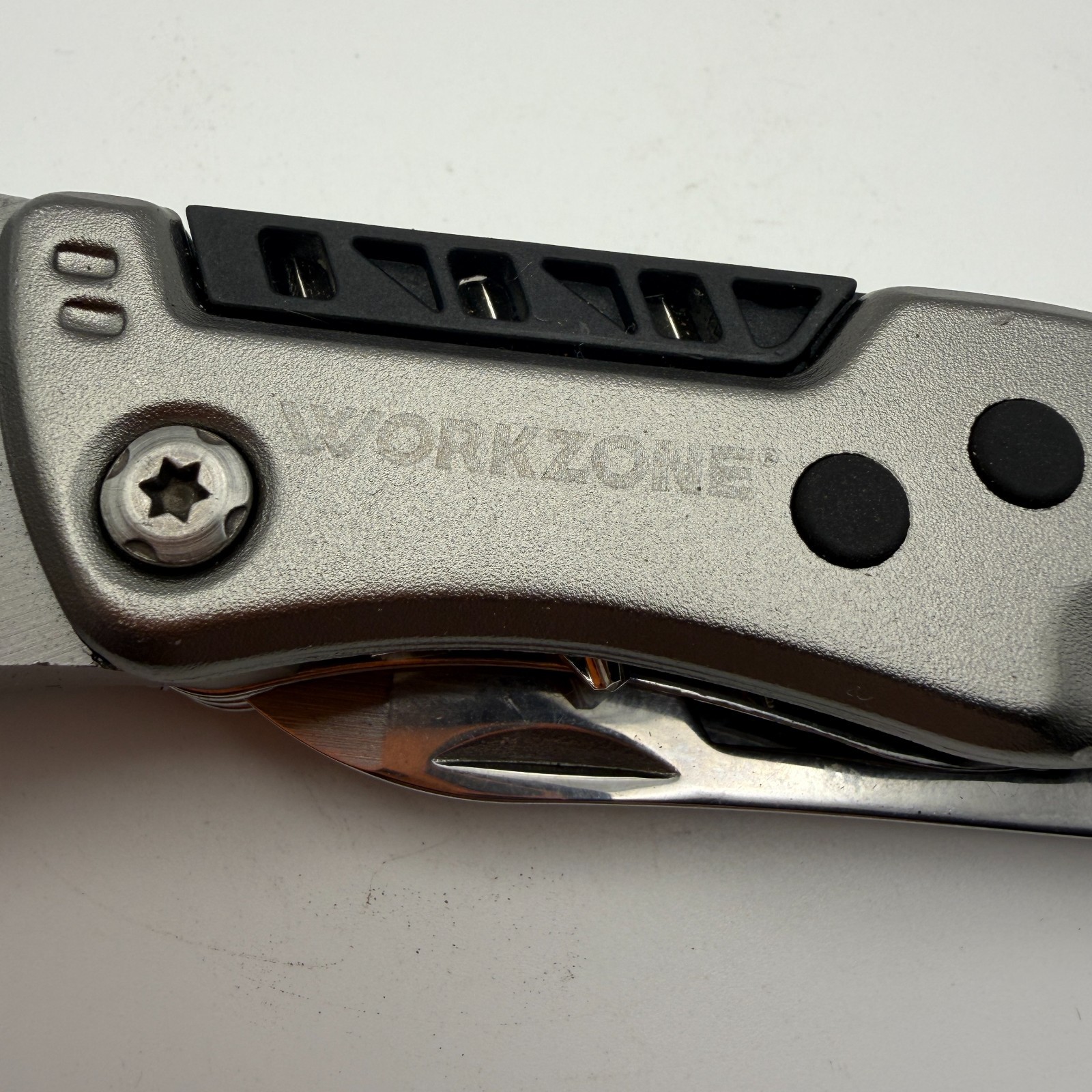 WORKZONE HAND TOOLS MASTER HARDWARE 9 IN 1 WRENCH MULTI TOOL LED LIGHT