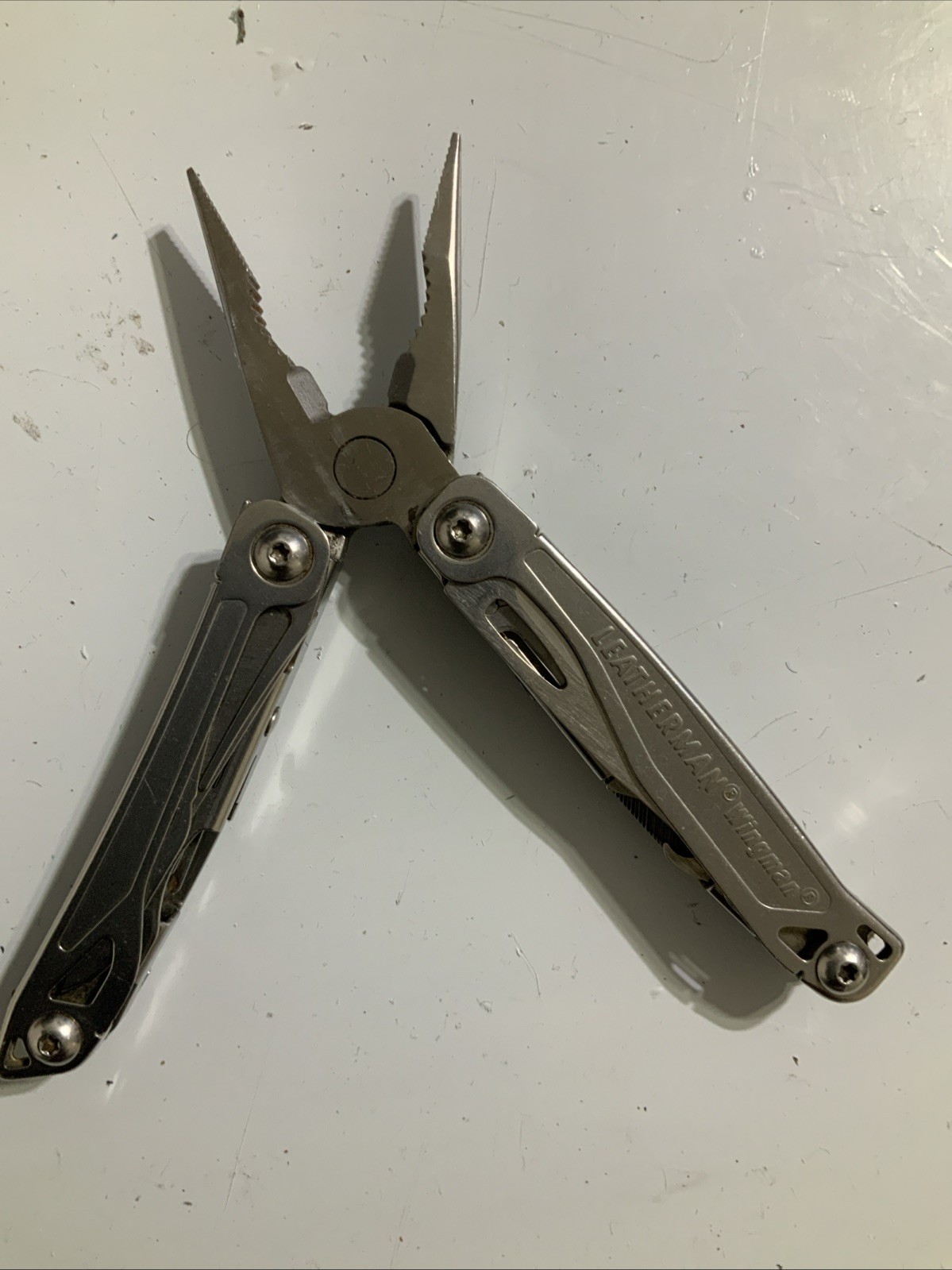 Leatherman Wingman stainless Steel Multi tool with Pocket Clip