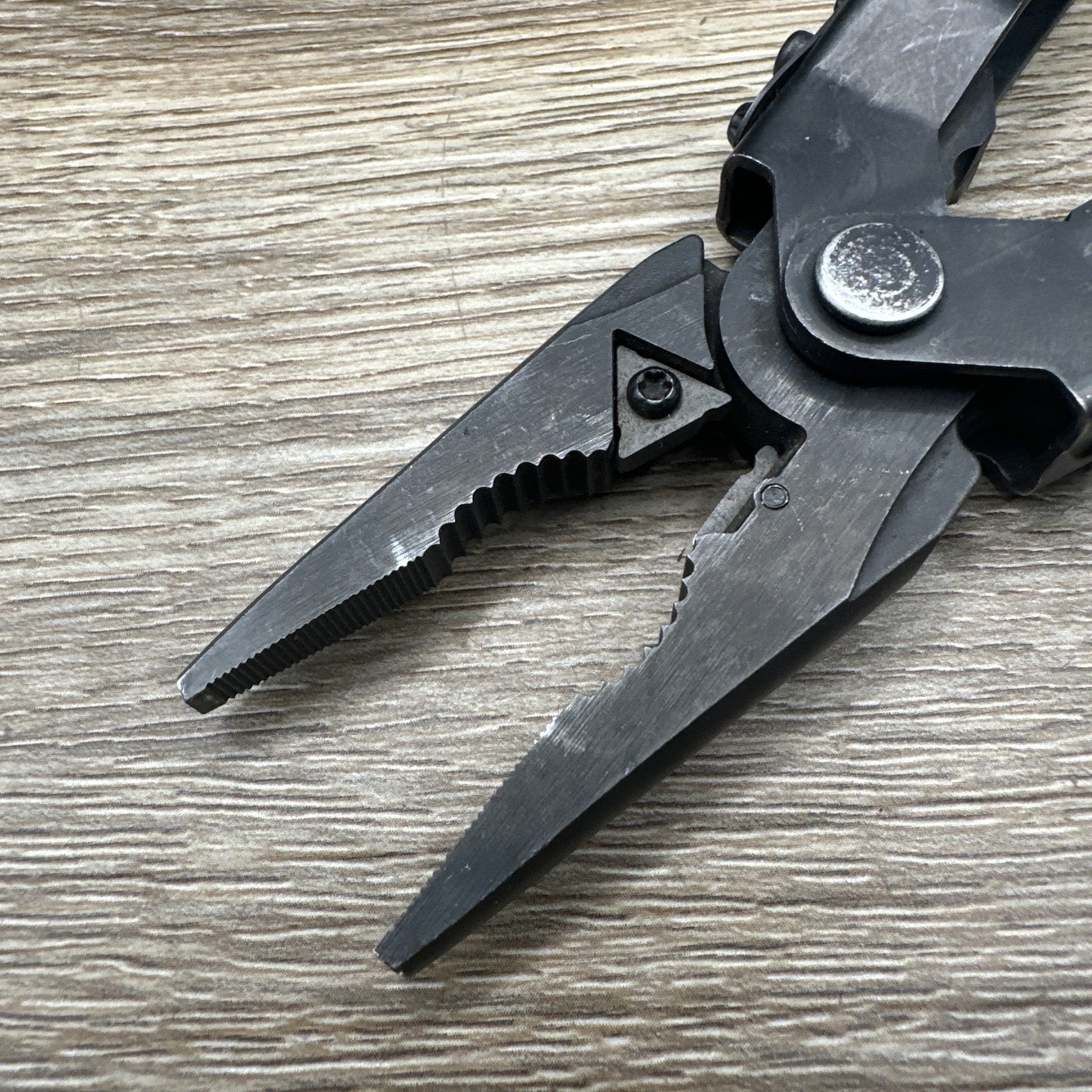 Gerber MP600 Multi-Plier 600 Multi-Tool – Black