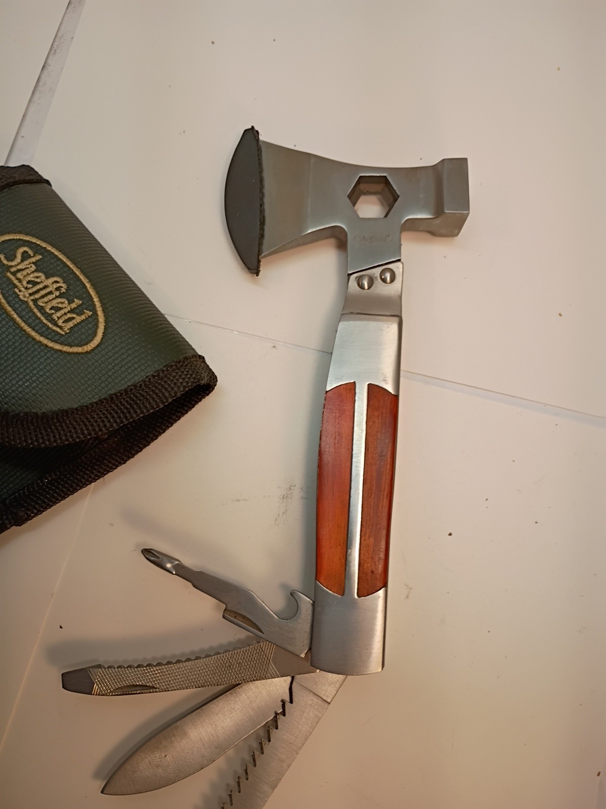 Sheffield 7077 Stainless Hatchets / Axe Multi Tool Saw Blade / Folding Knives.