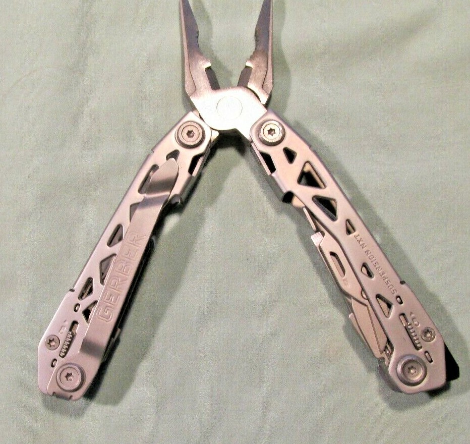 Gerber Suspension NXT multi-tool ESTATE SALE T-16