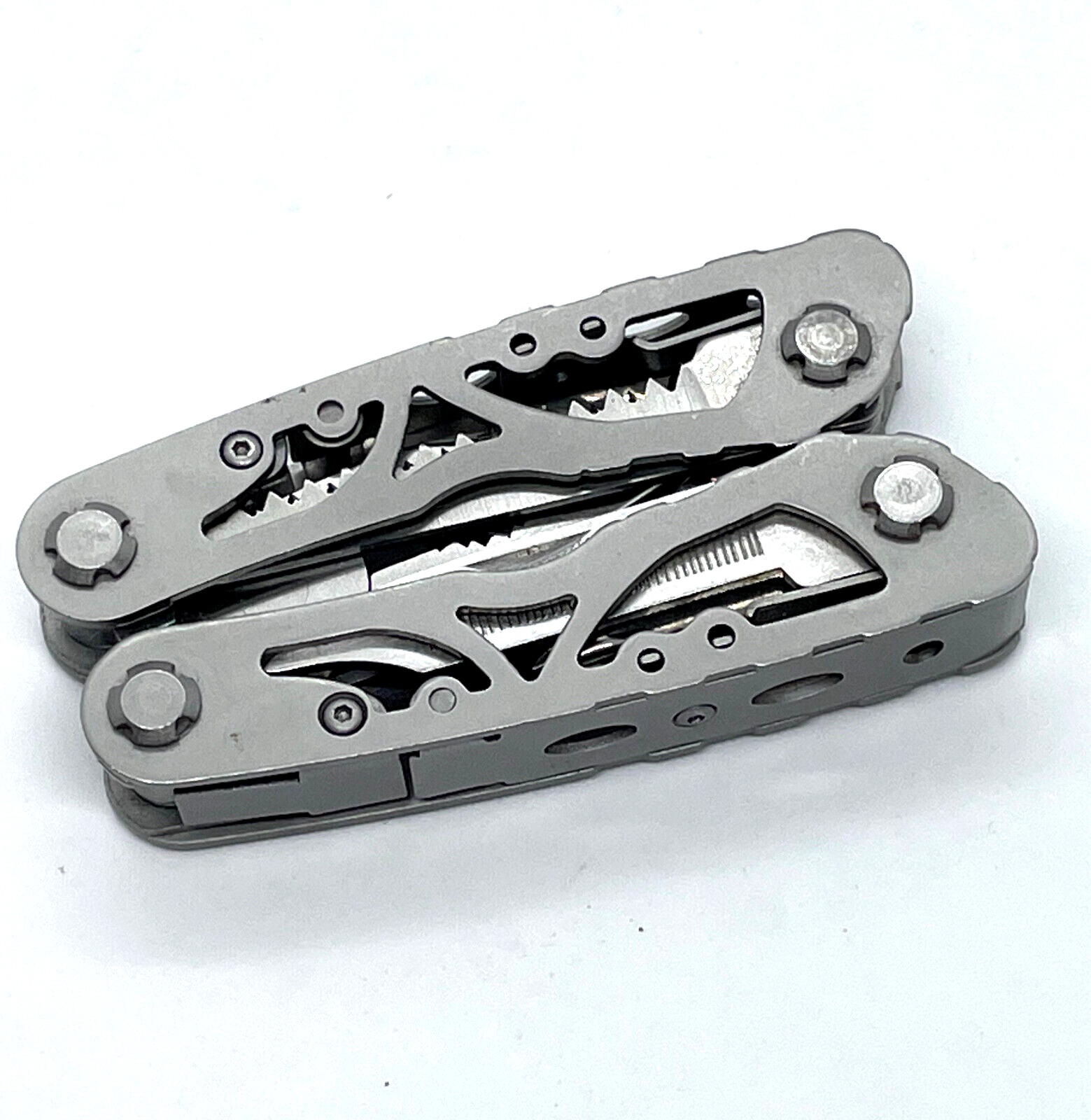 Husky 11 in 1 Silver Multi-Tool Stainless Steel Knife Pliers Drivers EDC