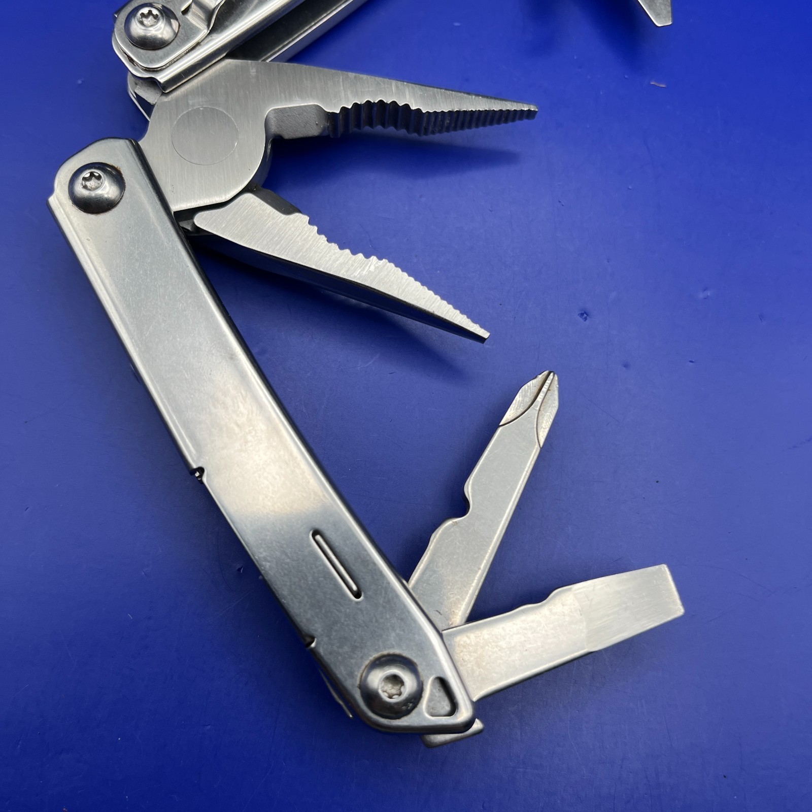 Leatherman Stainless Steel Wingman Multi Tool Scissors Knife Plier