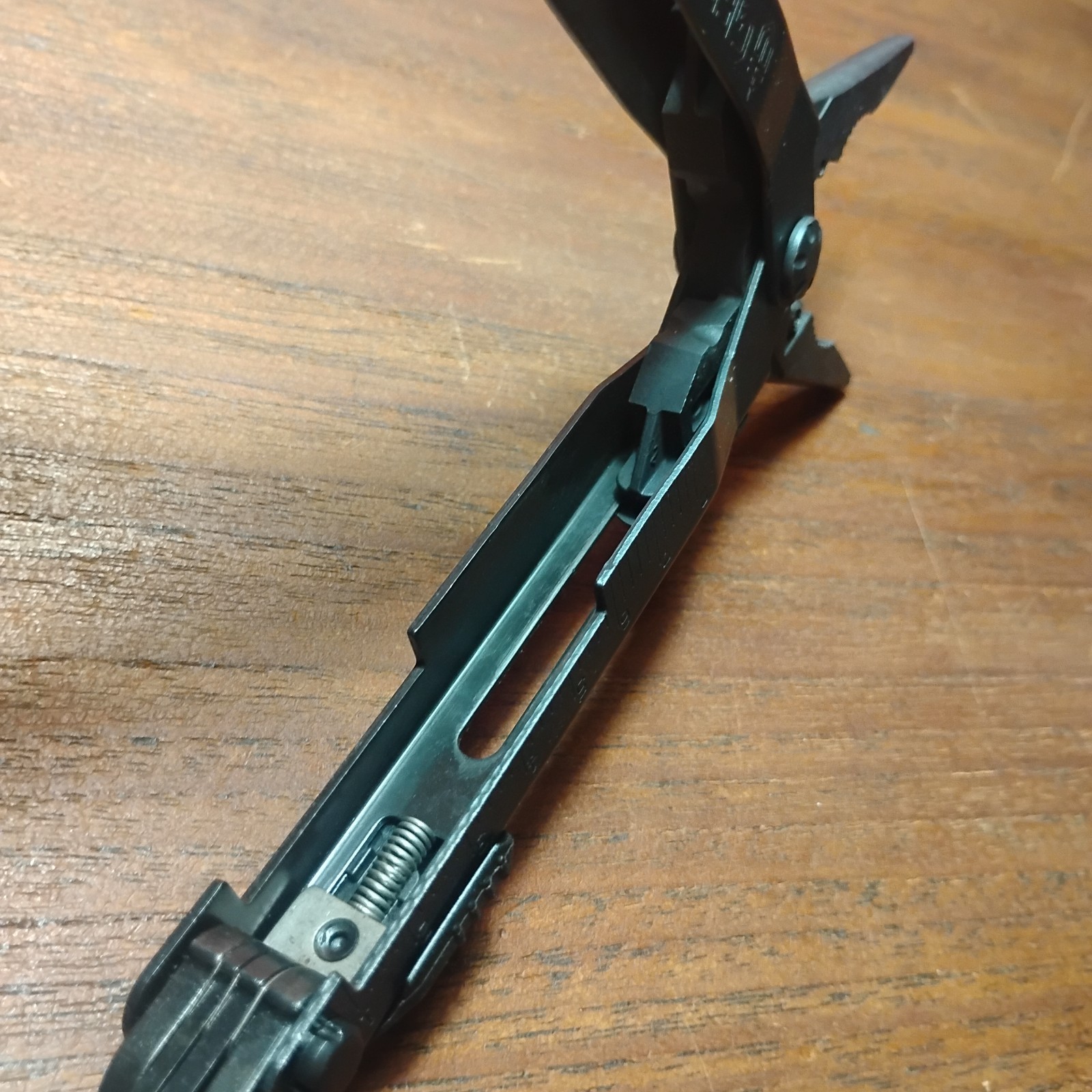 Gerber Multiplier MP600ST (Sight Tool) Black Oxide Multi-Tool Needle Nose Pliers