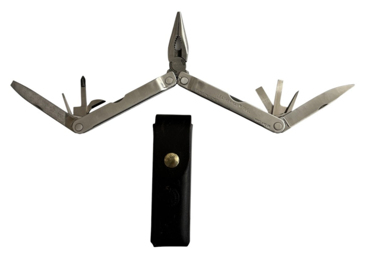 Leatherman Multi Tool TM 1325473 with Leather Marlboro Country Store Case