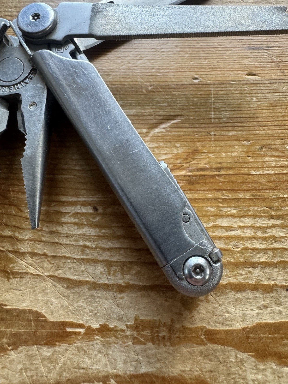 Leatherman + Wave Plus Multitool Stainless Steel – Broken Head Flat Screwdriver