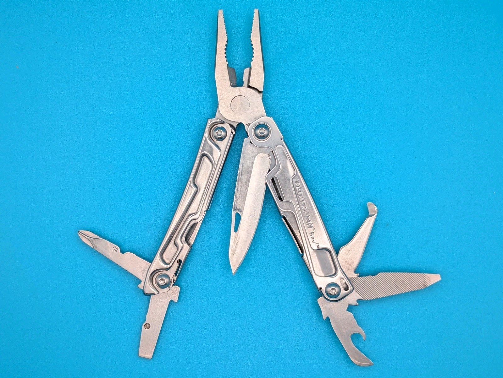 Leatherman Rev 3.8″ Multi-Tool, Stainless!