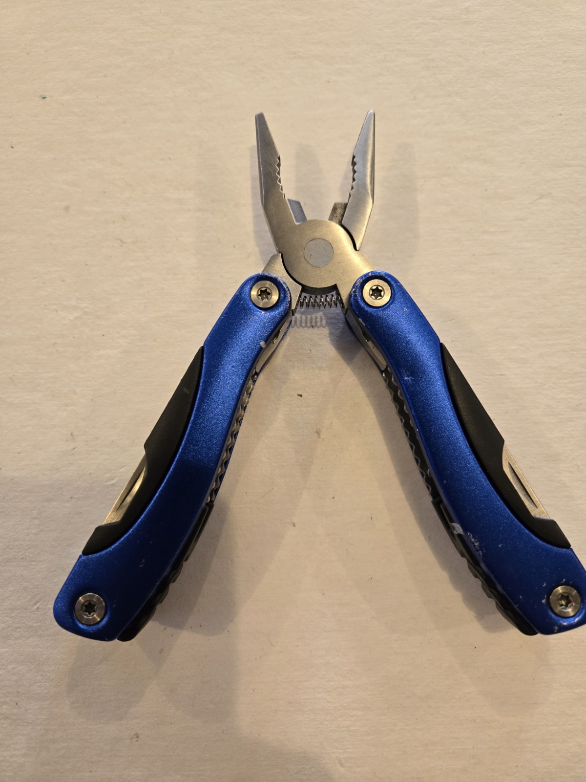 Swiss Force Multi Tool 10 Functions, Blue – (TSA Confiscated)