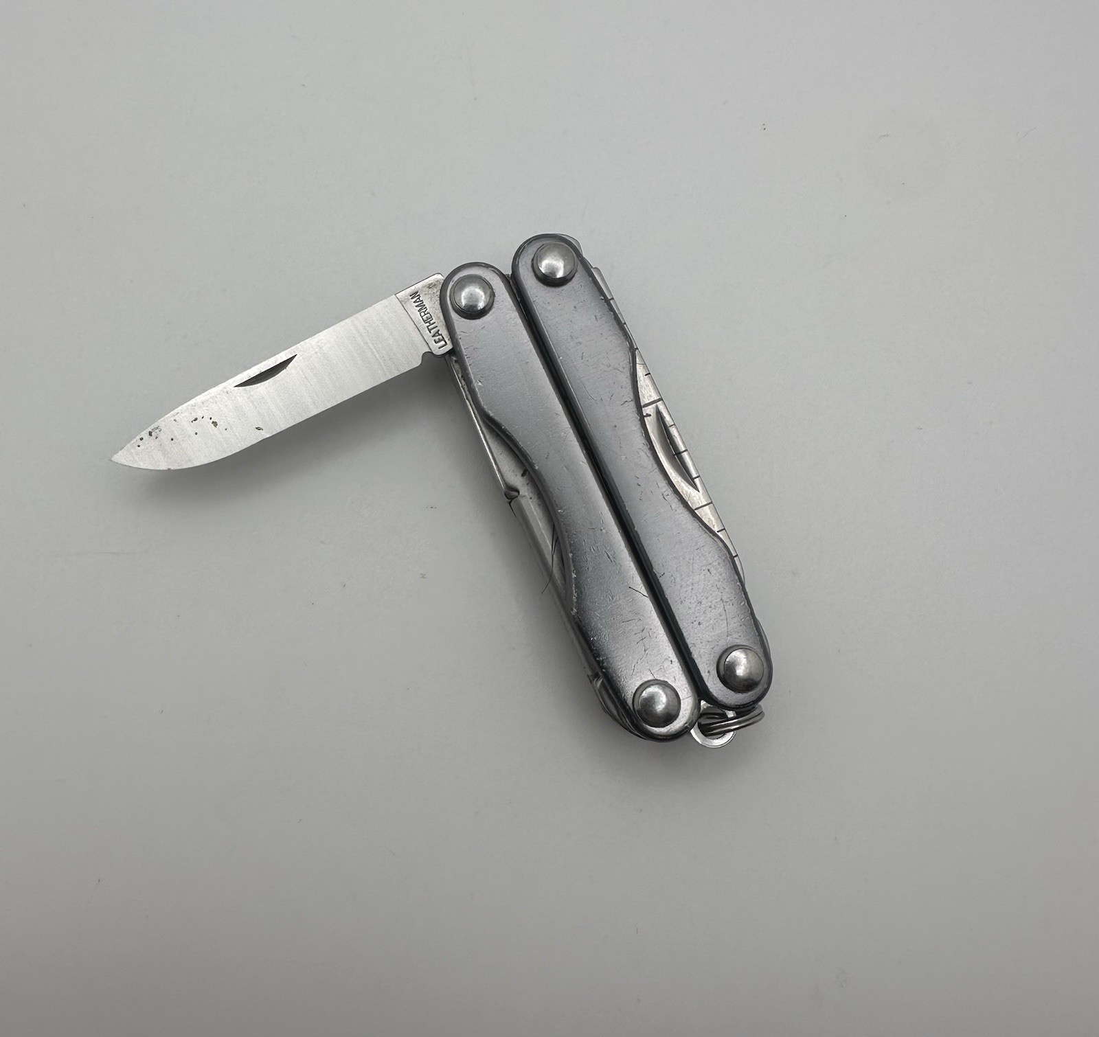 Leatherman Squirt S4 Multi-Tool Scissor Pocket Knife EDC Grey Stainless