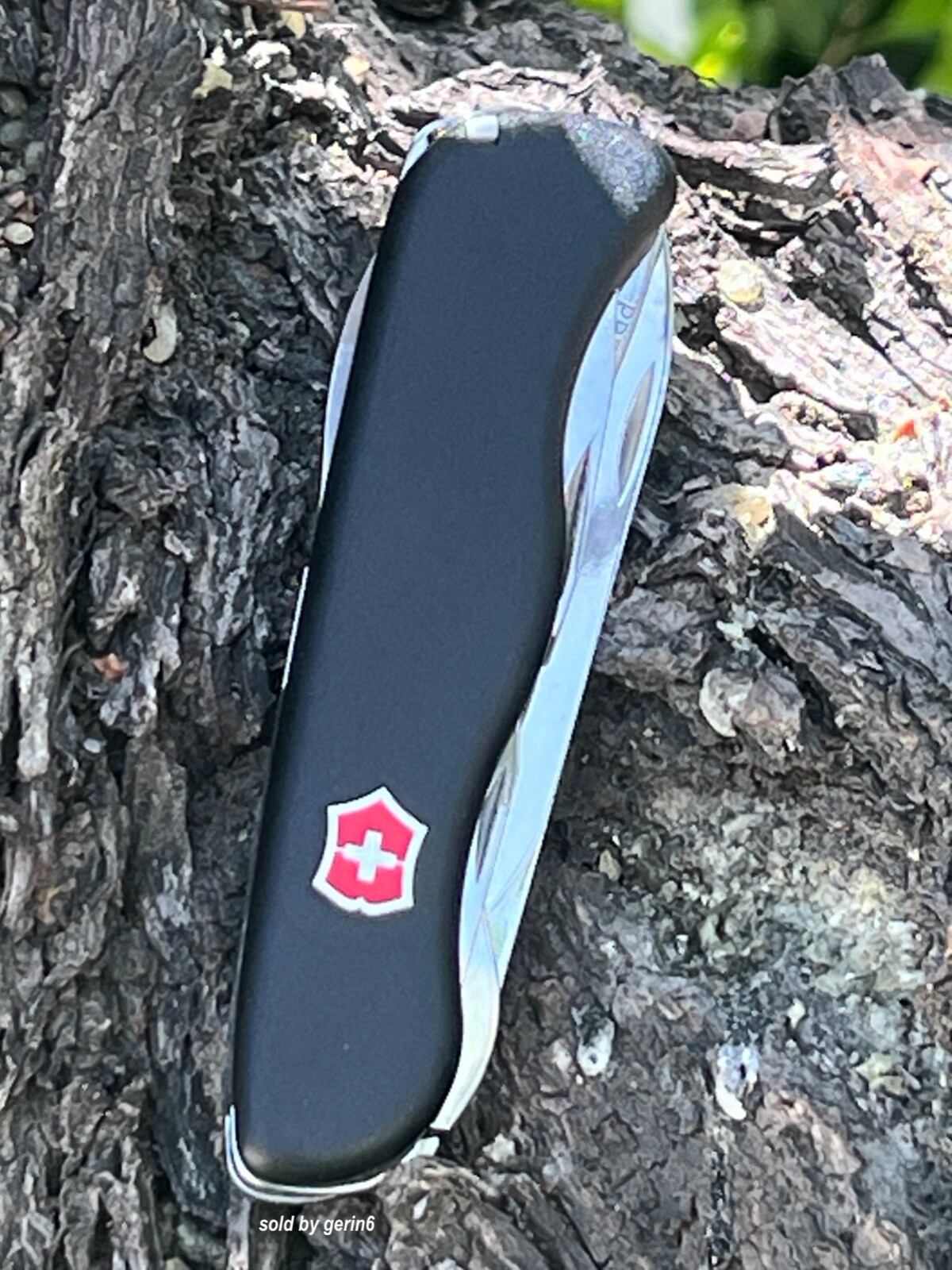 Victorinox Swiss Army Knife, Picknicker With Locking Blade, 0.8353.3, New In Box
