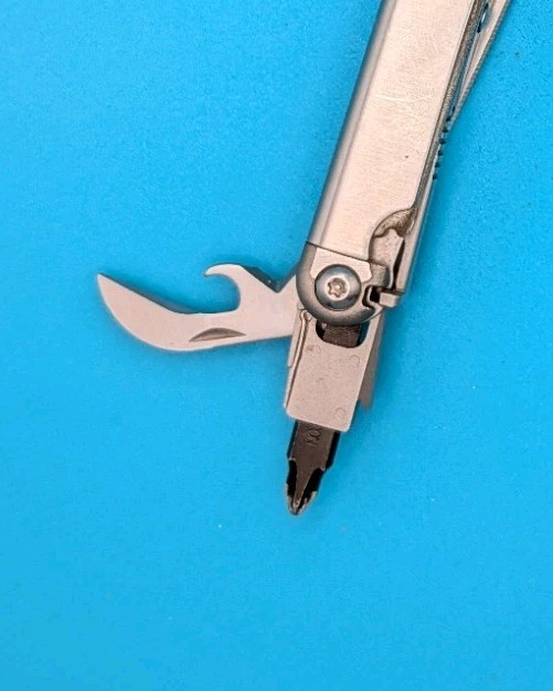 Leatherman Wave Plus + Multi-Tool! FAST SHIPPING! EXCELLENT
