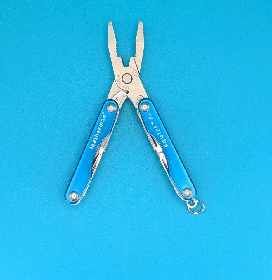 Leatherman Squirt P4 Multi-Tool, Key Ring, Retired! AMERICAN SECURITY GROUP