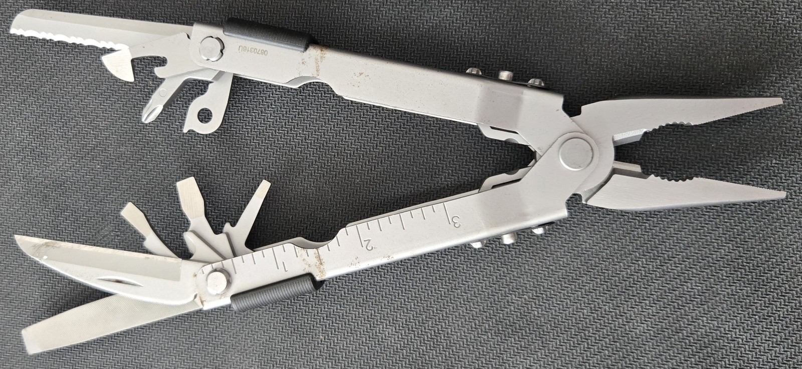 Gerber Multi-Plier 600 MP 600 ProScout Double Blade Carbide Multi Tool