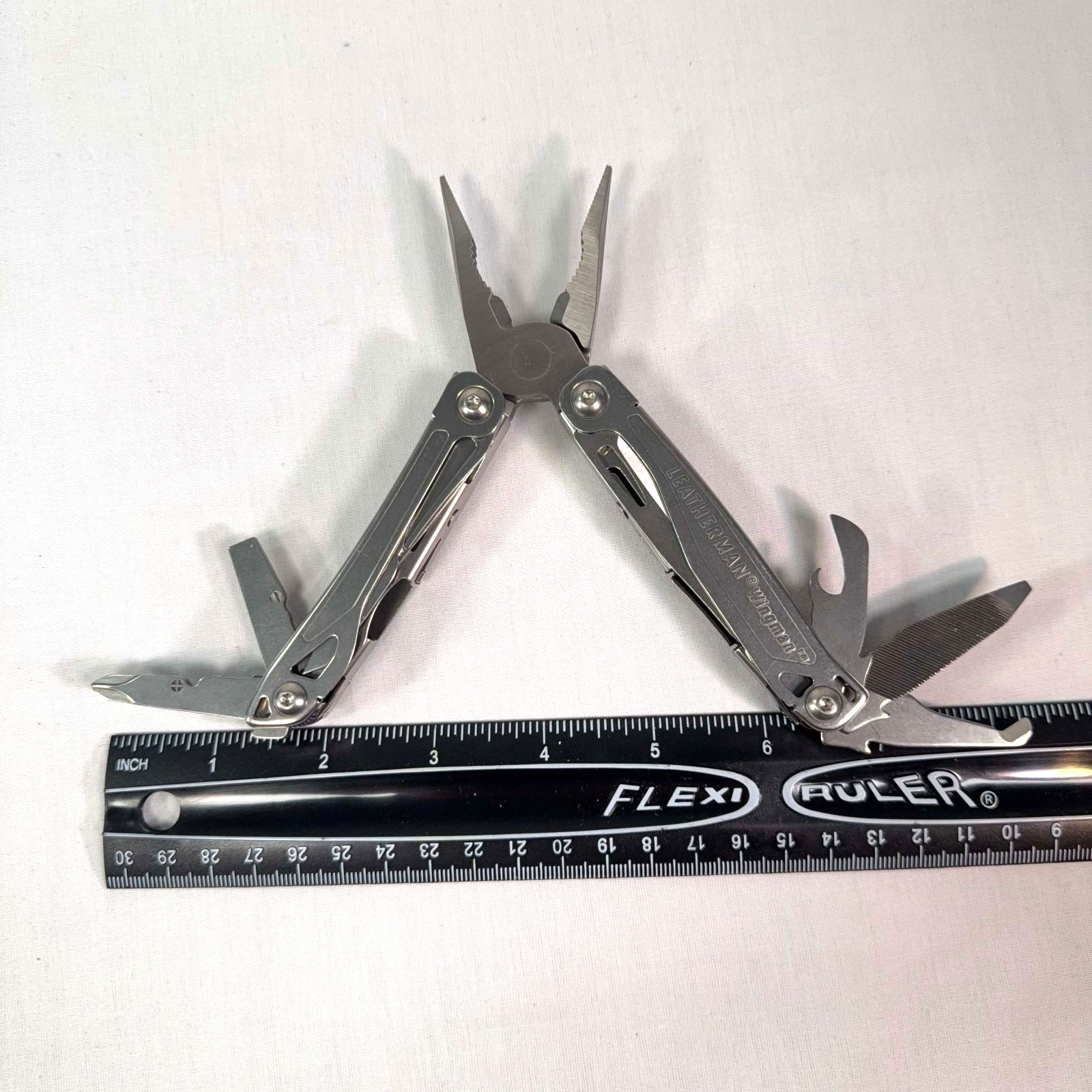 Leatherman Wingman Multi Tool 831426 Complete In Box w Manual Excellent