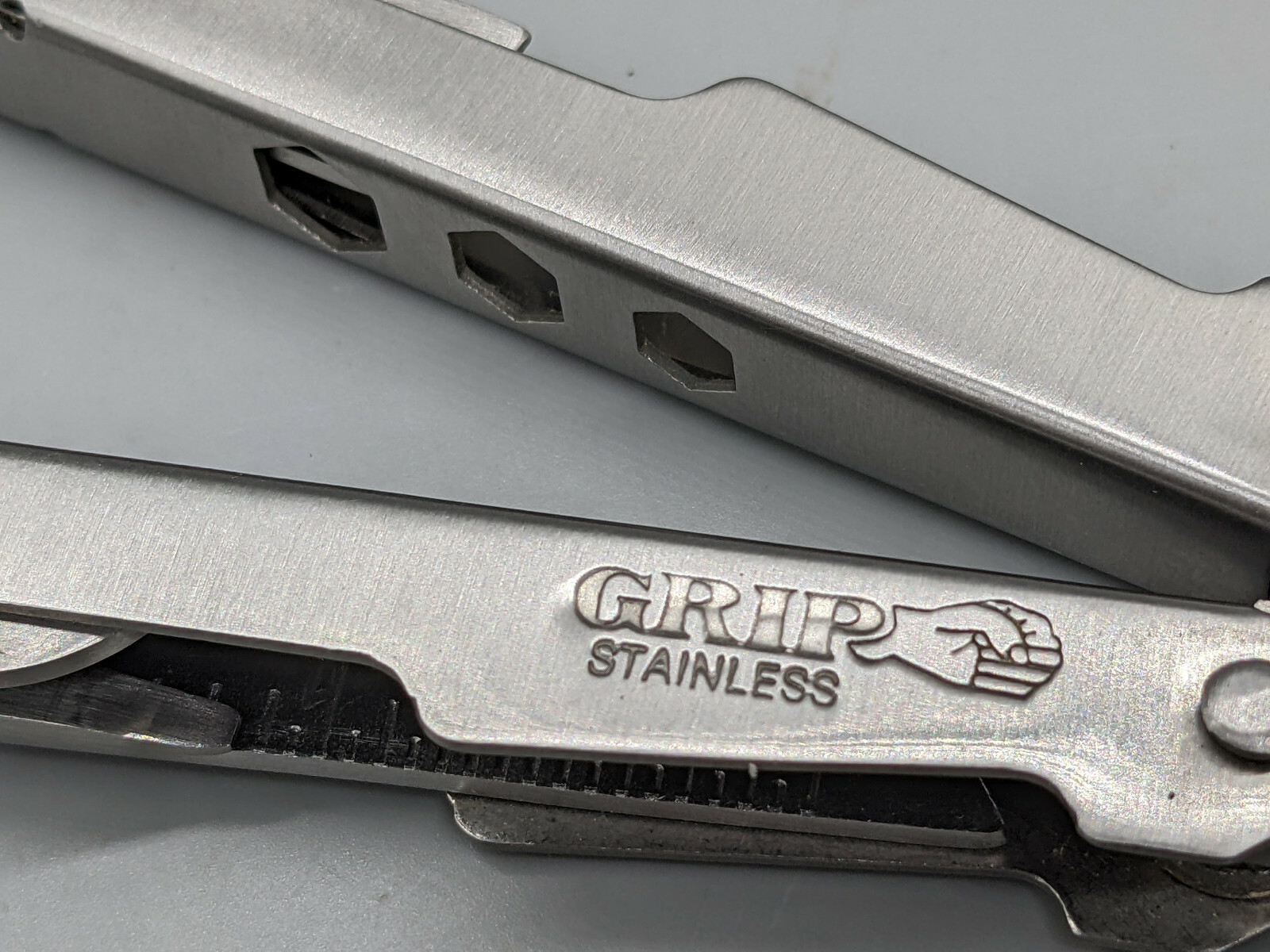 Grip Stainless Steel Multi-tool Knife Pliers Tool Set with Sheath-Free Shipping