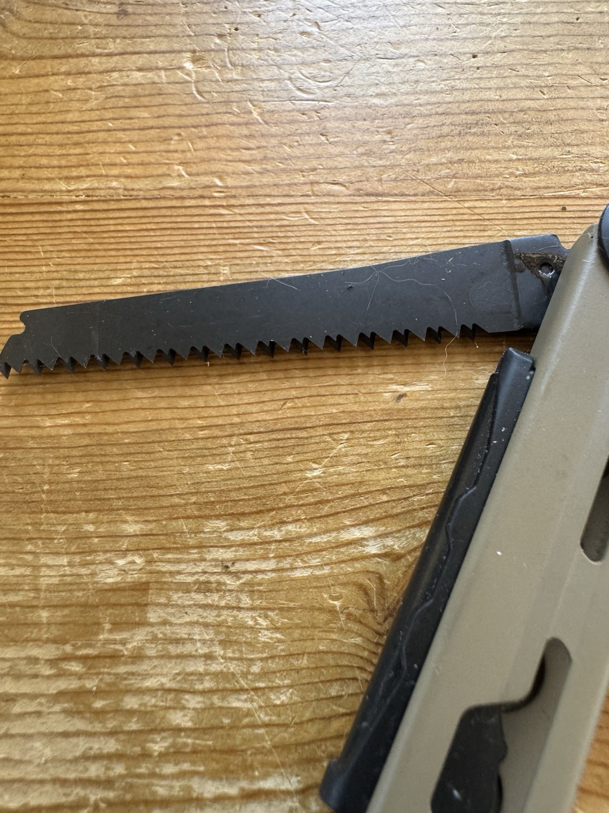 Leatherman Signal Multitool Coyote Tan Black Oxide Survival Knife – Engraved