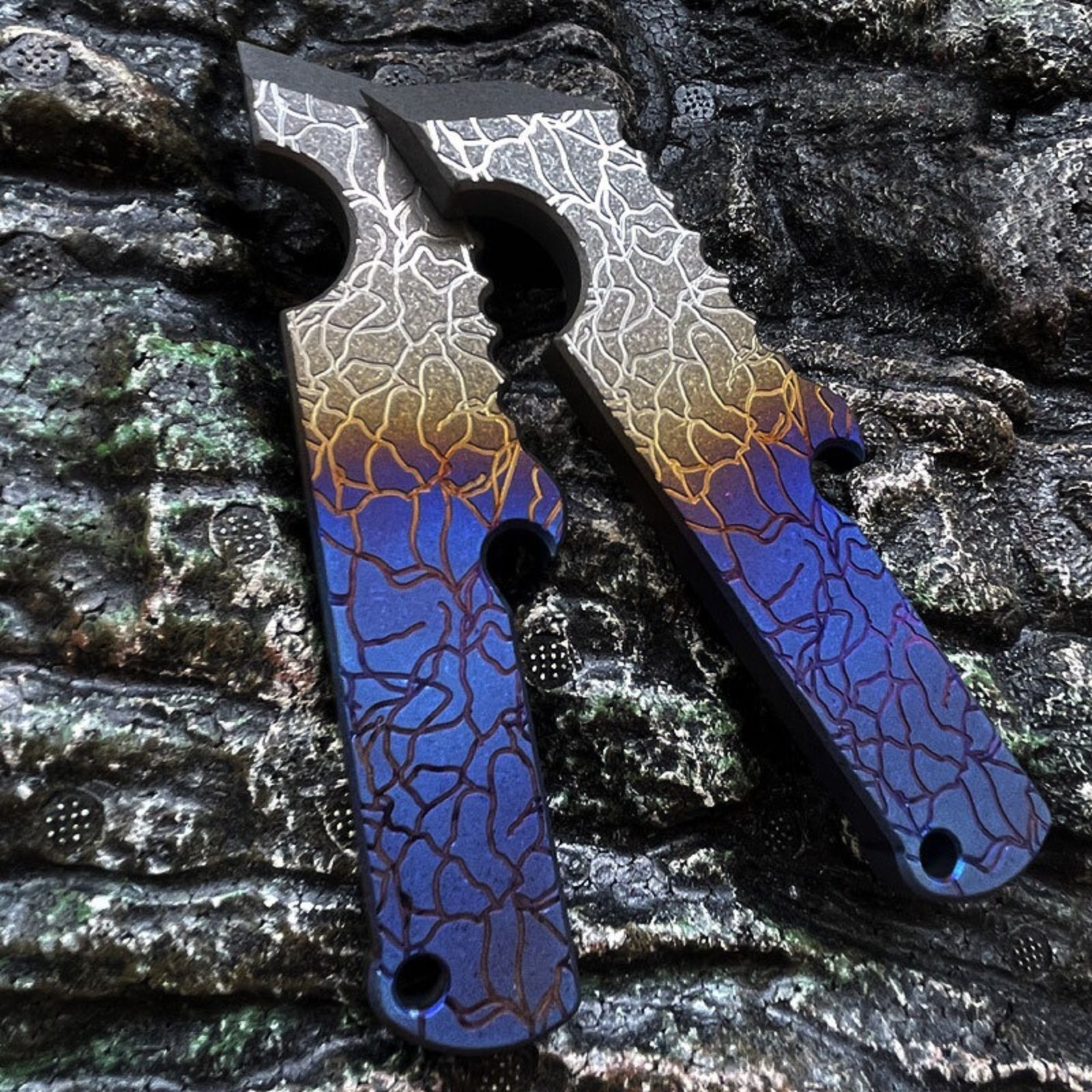 Hot Titanium Alloy Keychain Pry Bar Pendant Tool Crowbar Opener Outdoor Multi