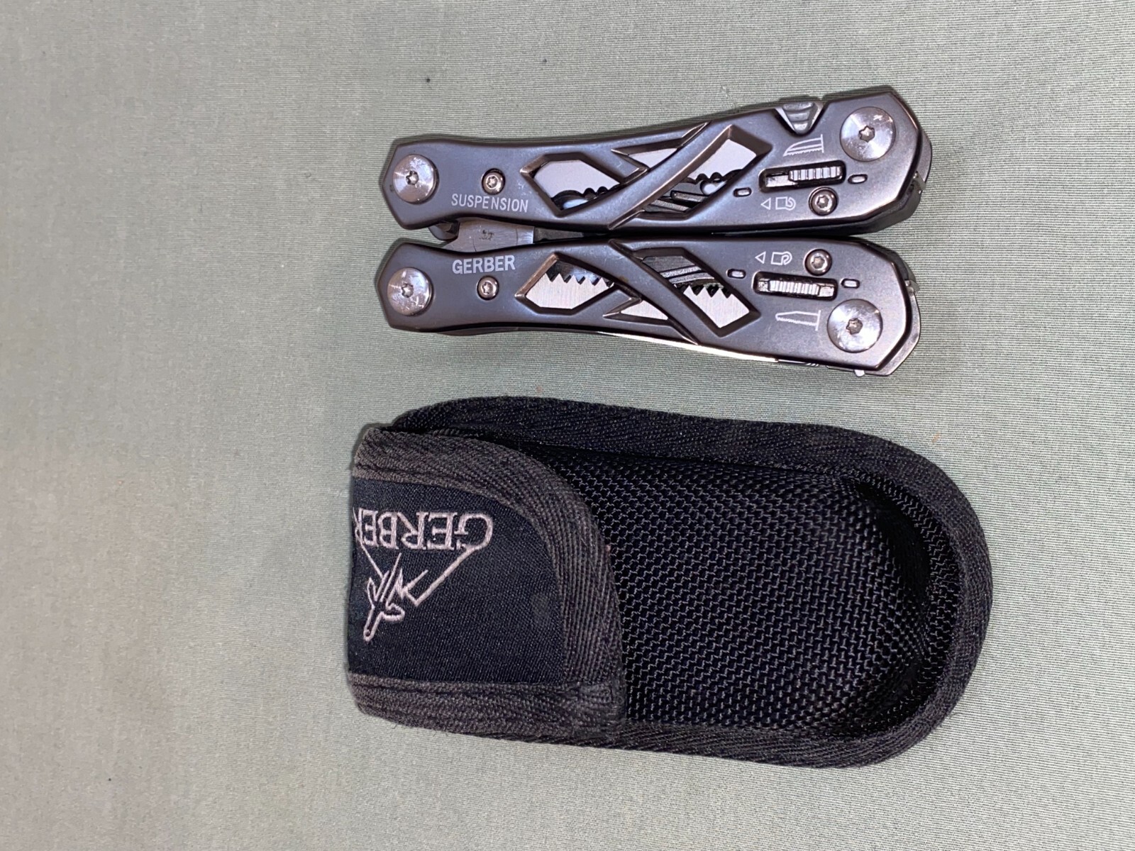 GERBER Suspension Multi-Tool Gray WITH Sheath — Great Condition