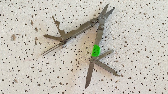 Leatherman Micra PATS PEND MultiTool StainlessSteel Scissors,Knife,Opener Bottle