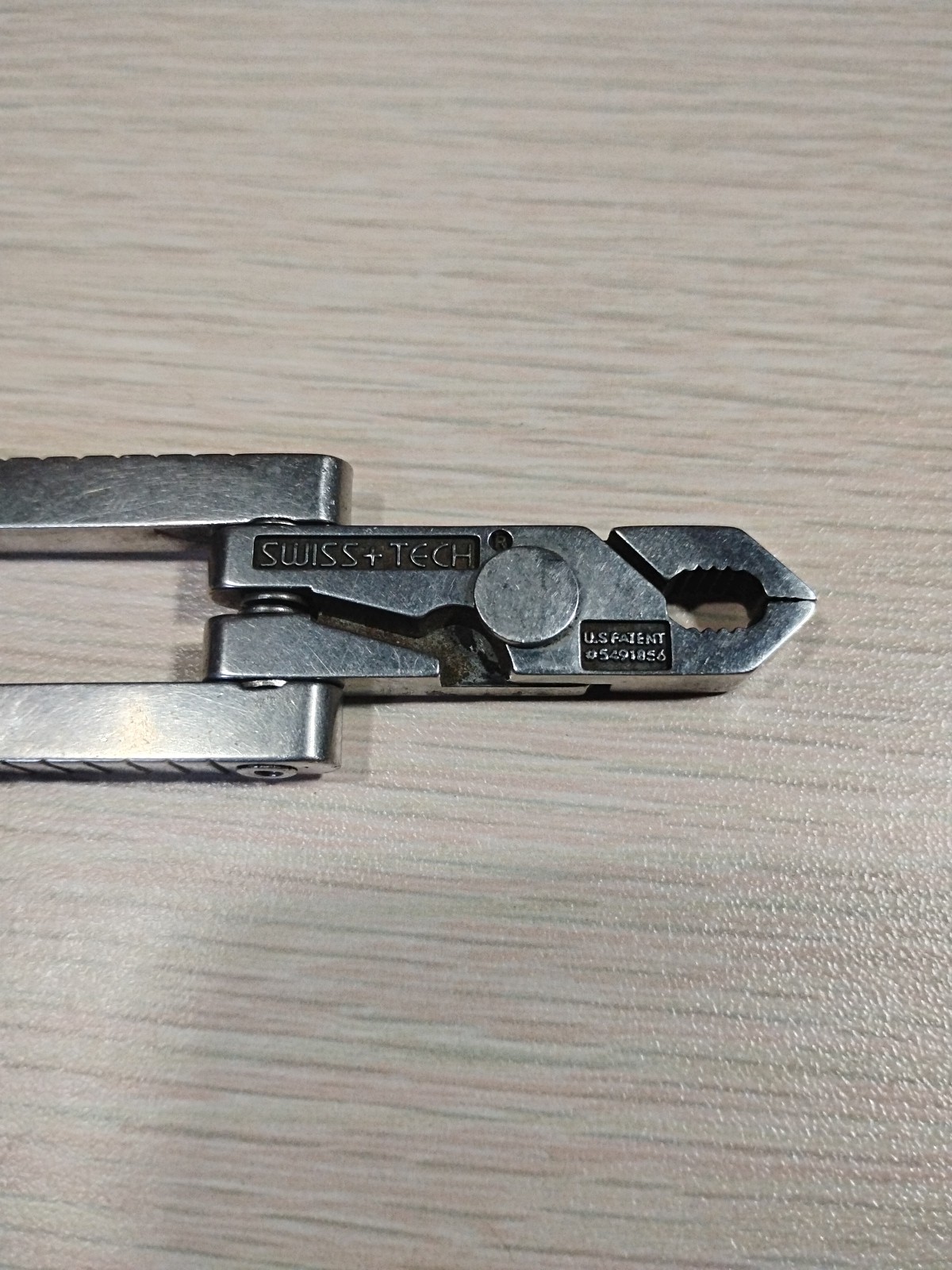 Swiss +Tech Micro-Tech SS 6 in 1 Multi Tool