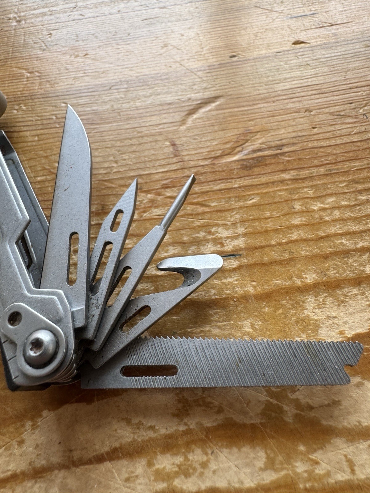 SOG PowerPint Multi-Tool