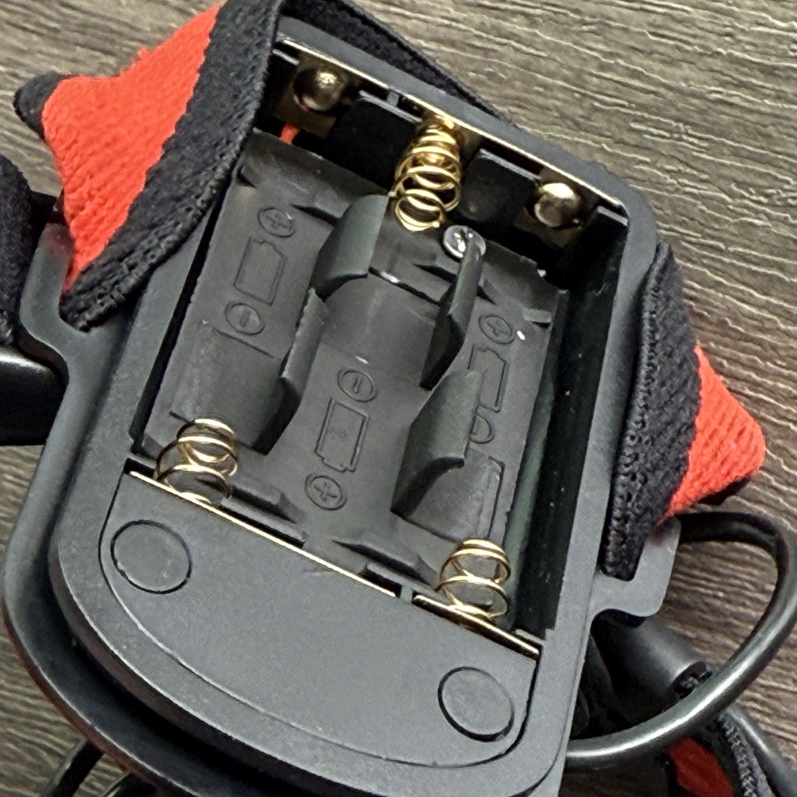 Leatherman Fuse Orange multi tool & Led Lenser H6 Headlight