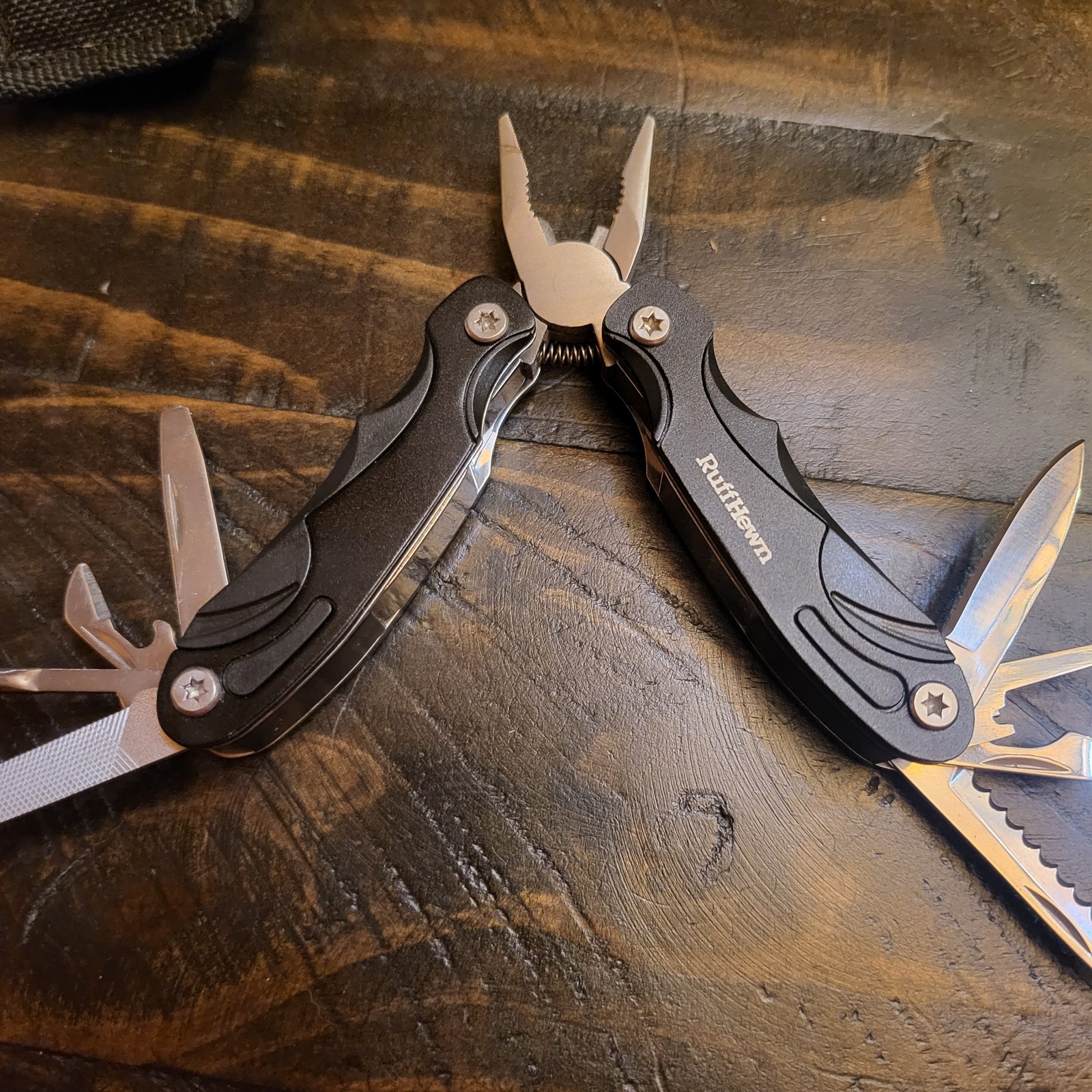 L@@k!!! Ruff Hewn Black Multi Function Pocket Knife Tool Gadgets – 10 Tools