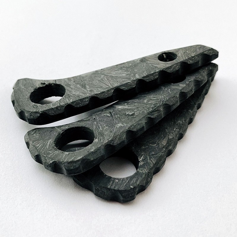 CNC Glow Carbon Fiber Backspacer for Spyderco PM2 – Luminous Night Sight Spacer
