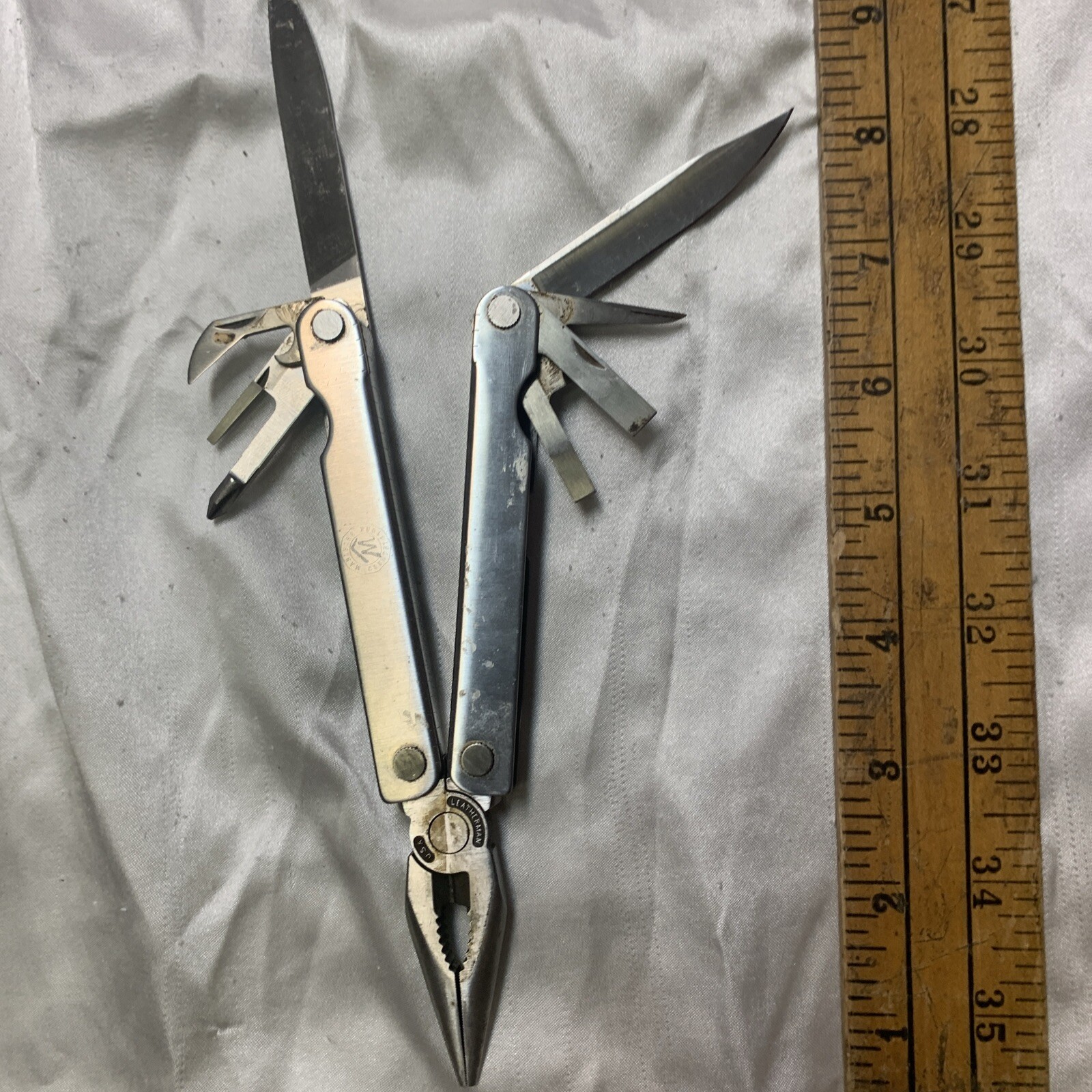Vintage Original Leatherman Multi-Tool W/Sheath TM 1325473 Made USA, Good Condit