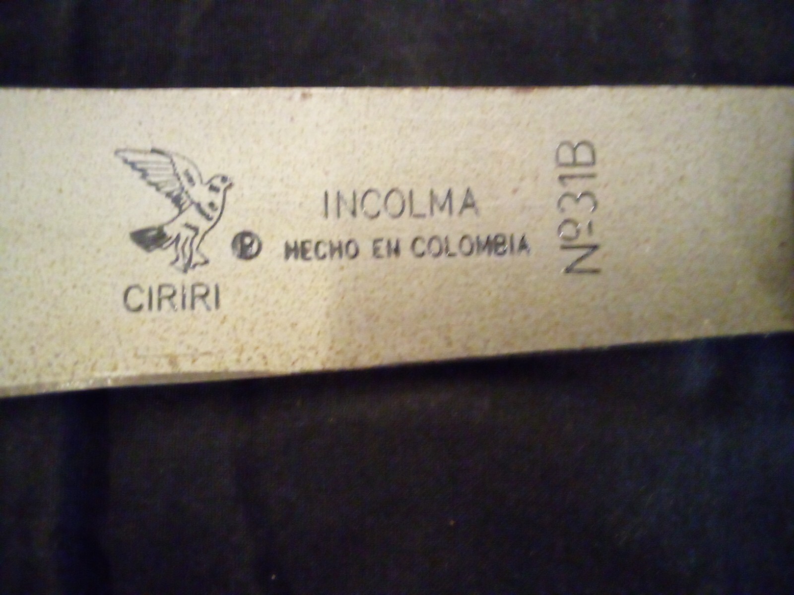Incolma machete- Herramientas Legitimas 21in x 2 3/8in