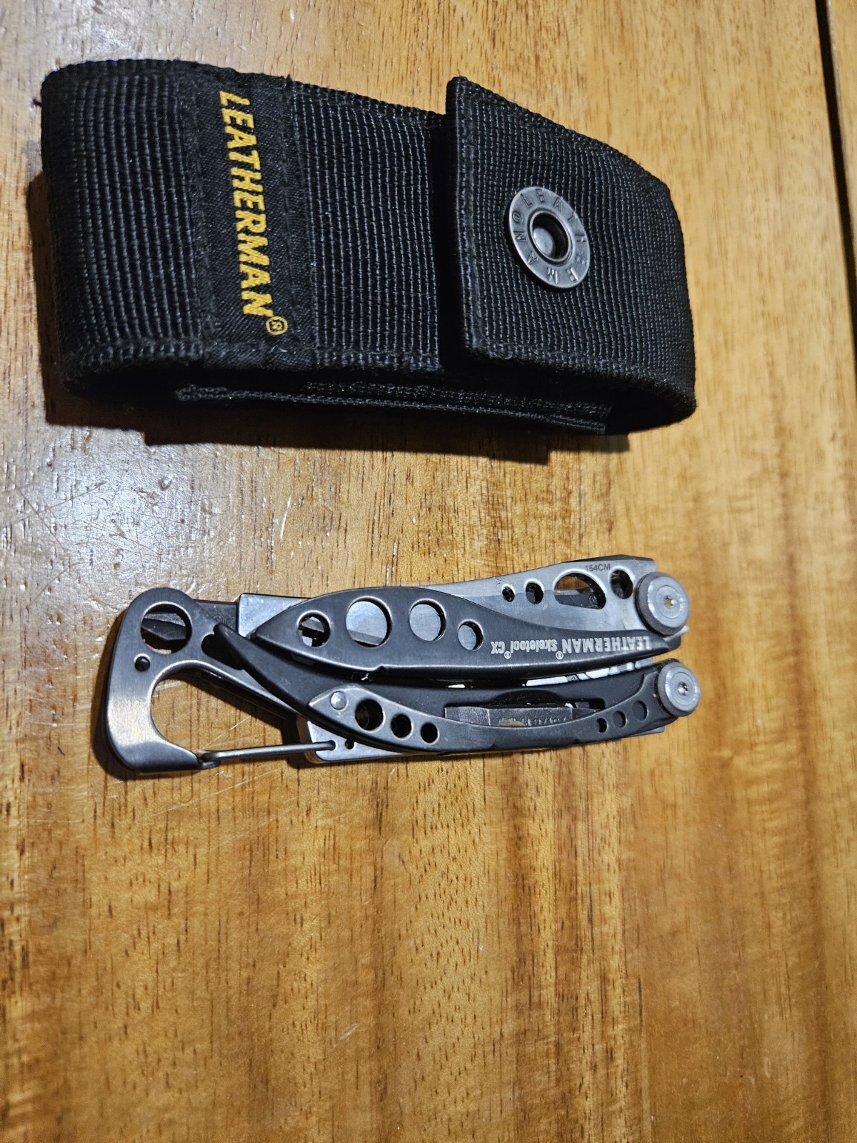 Leatherman Skeletool Cx Black With Sheath