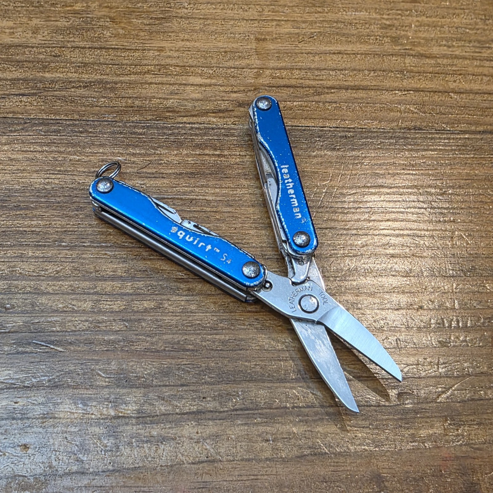 Leatherman Squirt S4 Blue Multi-tool Knife – Retired